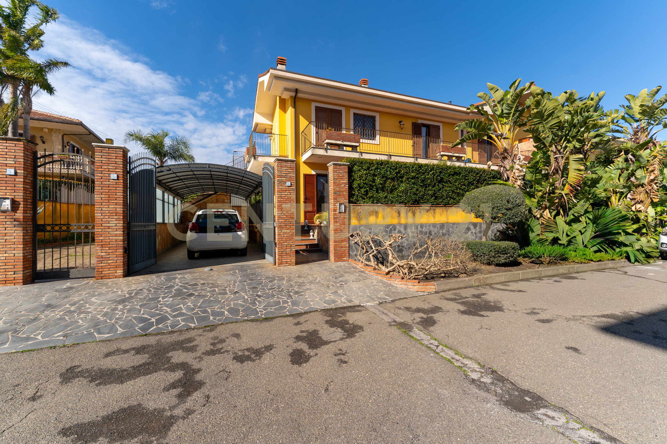 Casa indipendente con giardino in via n. martoglio 3, San Gregorio di Catania