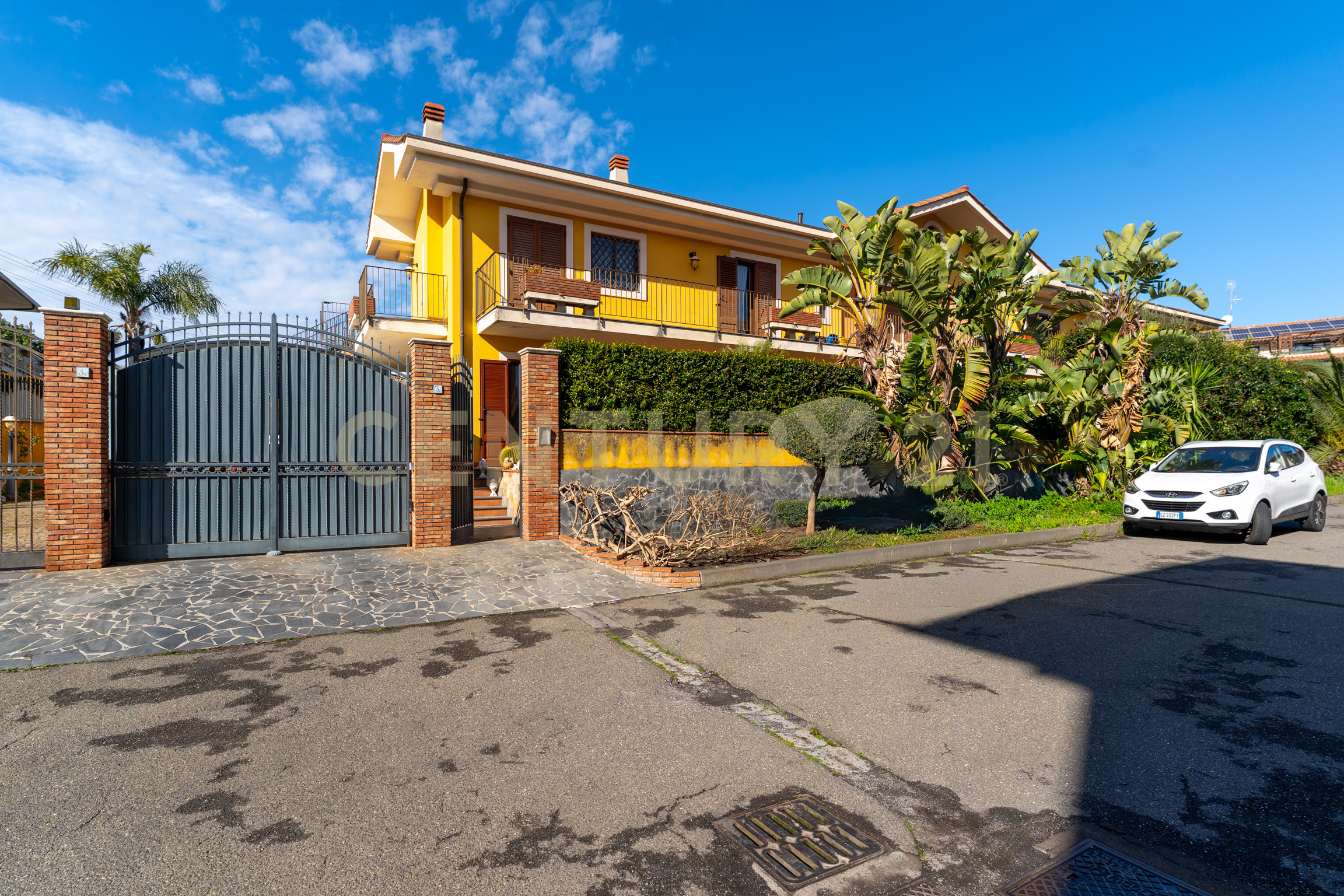 Casa indipendente con giardino in via n. martoglio 3, San Gregorio di Catania