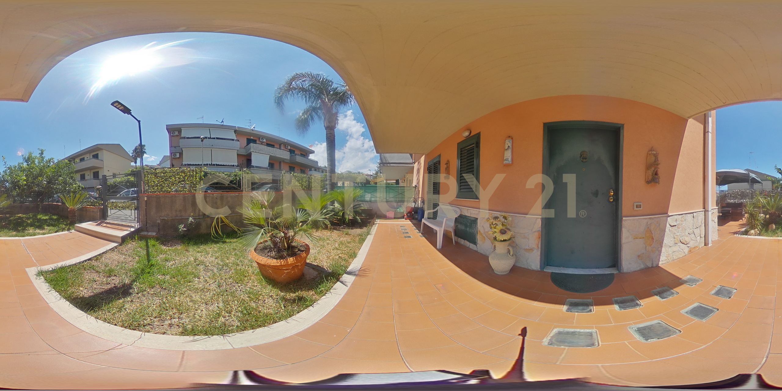 Casa indipendente con giardino in via vampolieri 34m, Aci Catena