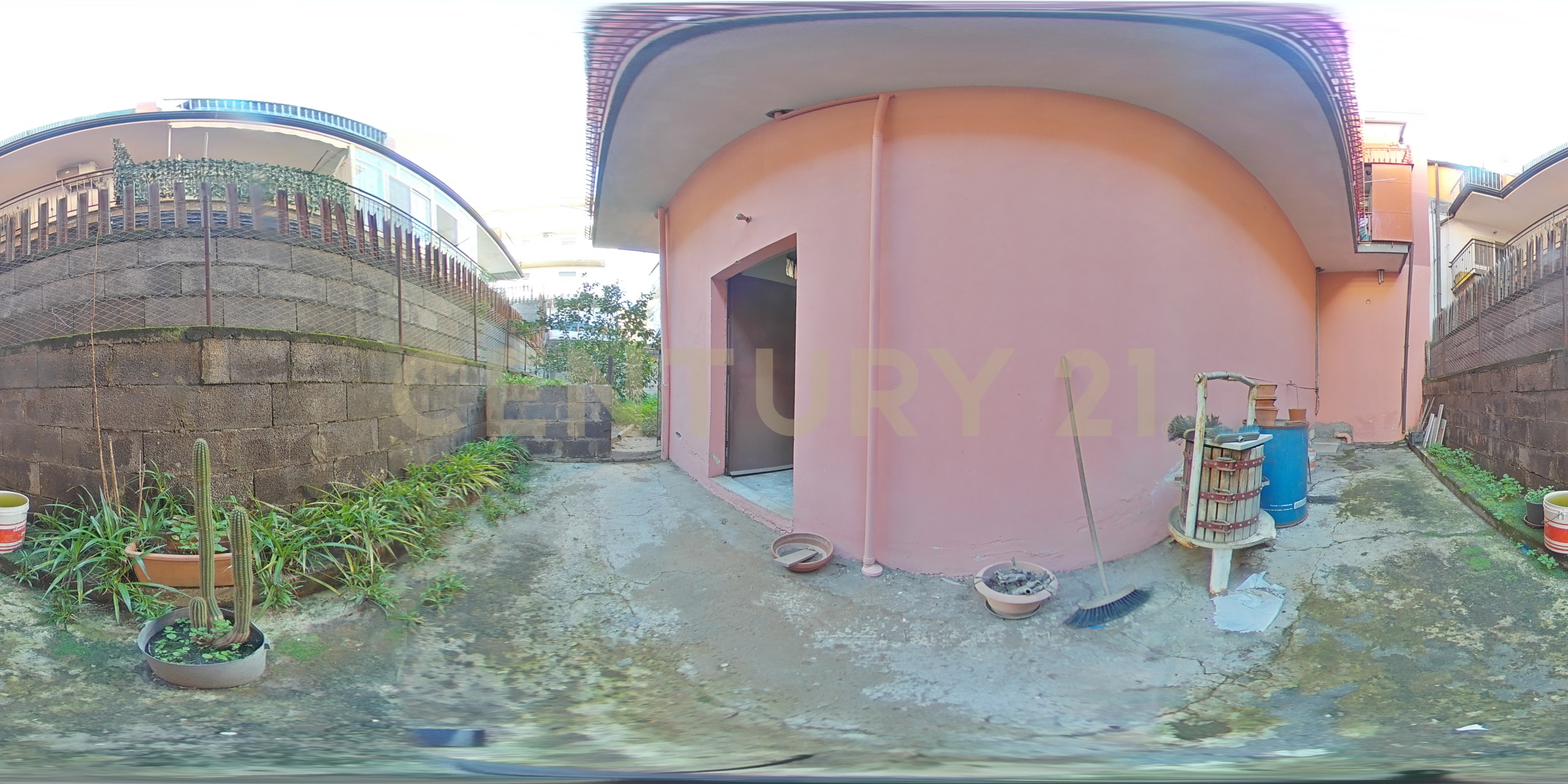 Casa indipendente con giardino in via del chinotto 14, Catania