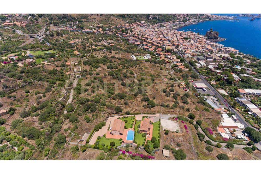 Terreno Edificabile in vendita in via xxi aprile, Aci Castello