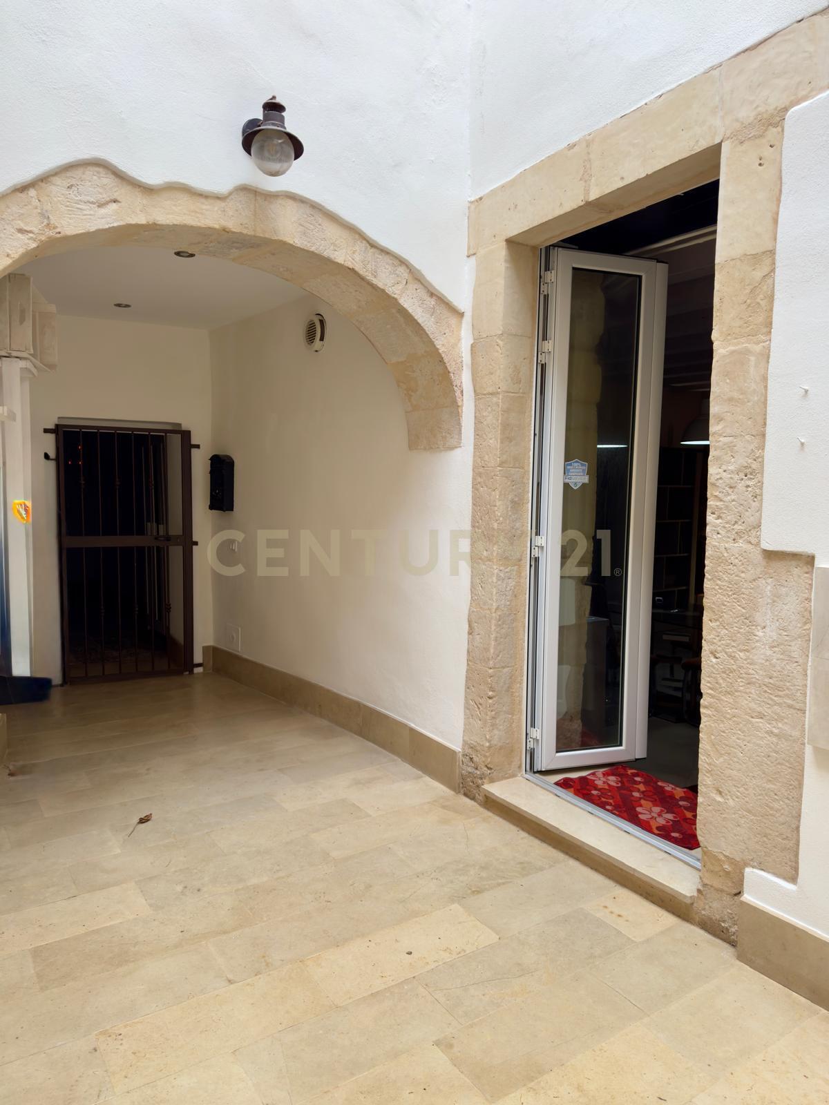 Casa indipendente in vendita in via salomone 30, Siracusa