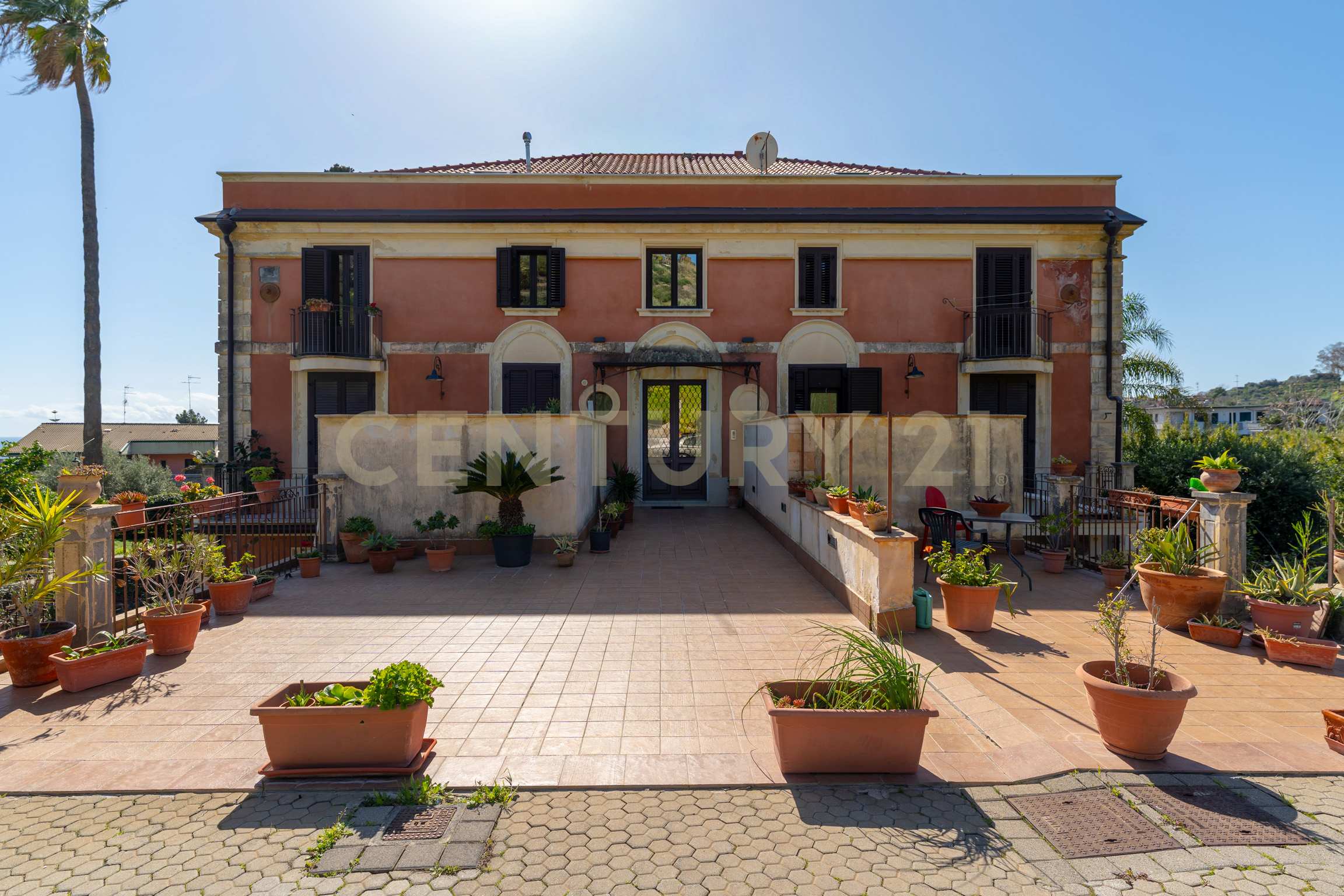 Appartamento con giardino in via stazione 12a, Aci Castello