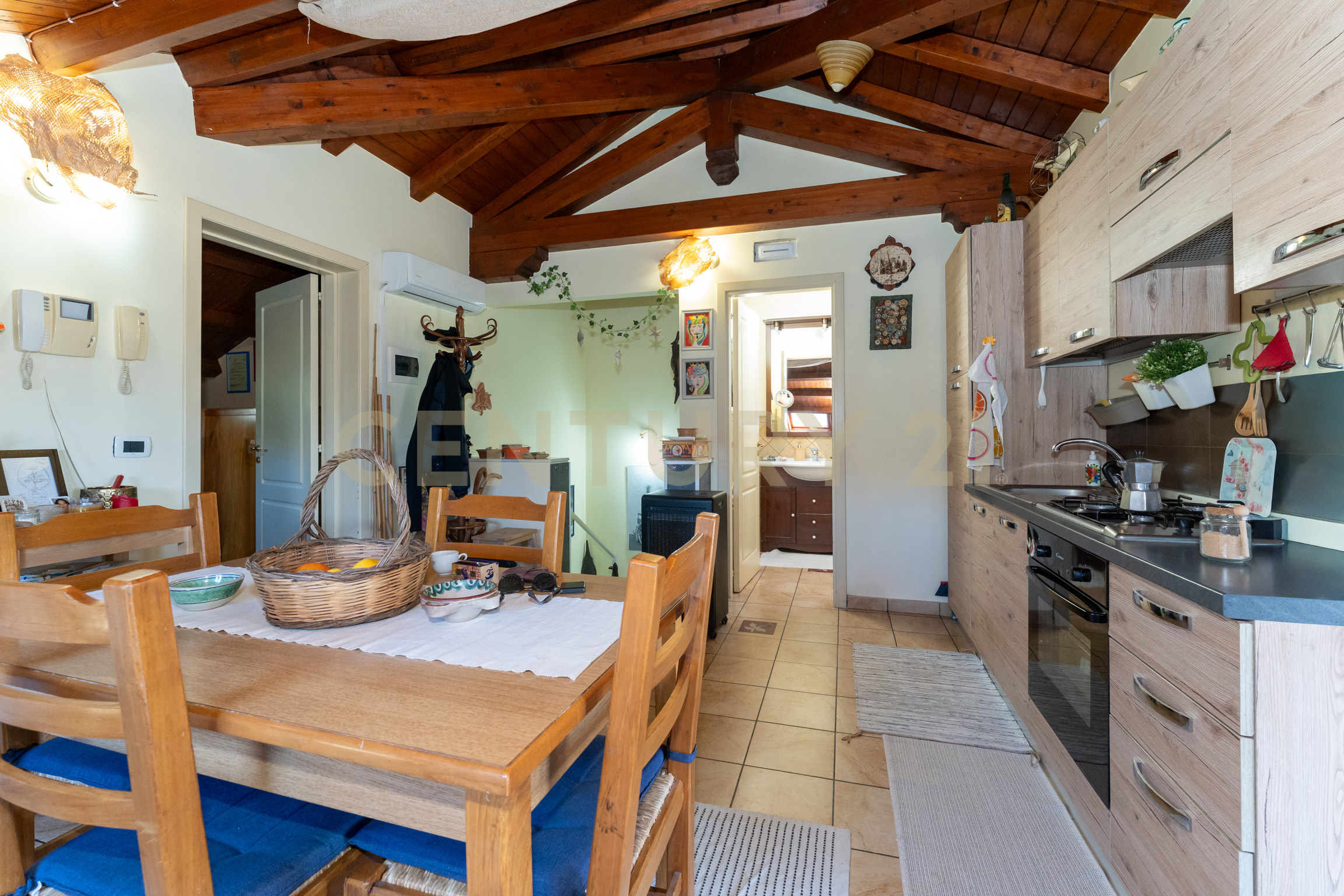 Appartamento con giardino in via stazione 12a, Aci Castello