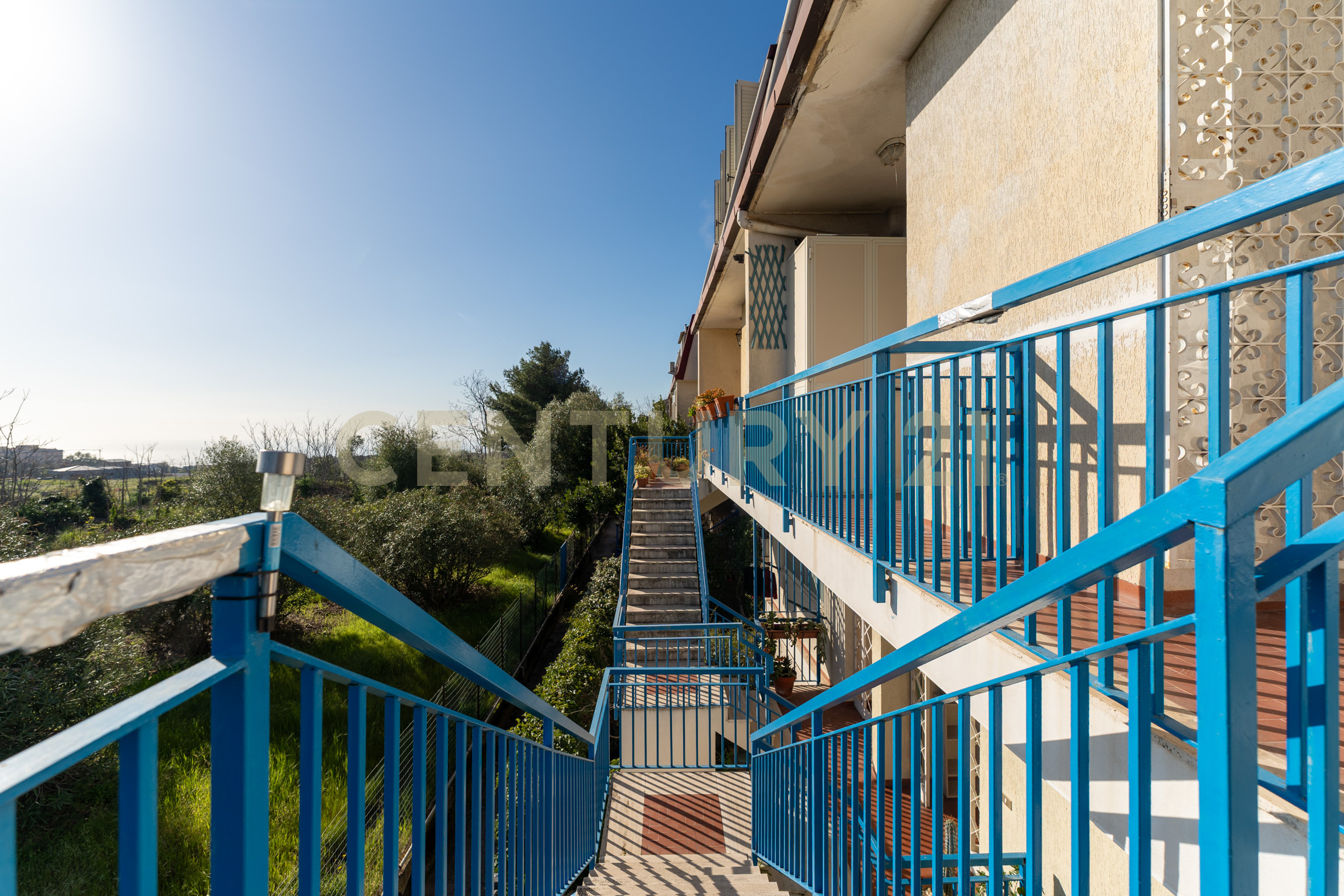 Casa indipendente con box in via g. leopardi 1, Sant'Agata Li Battiati