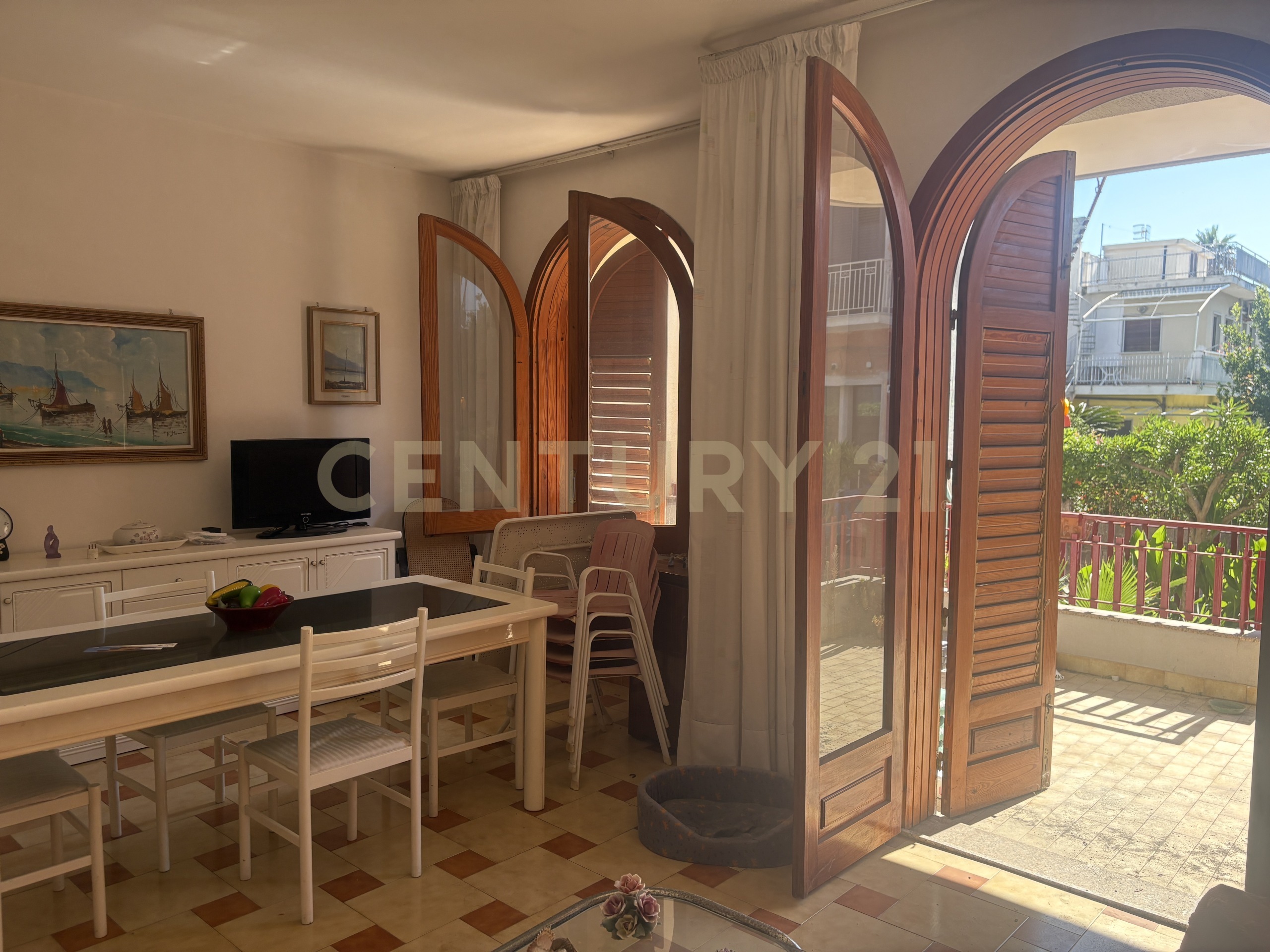 Appartamento con terrazzo in via francesco baracca 59, Riposto