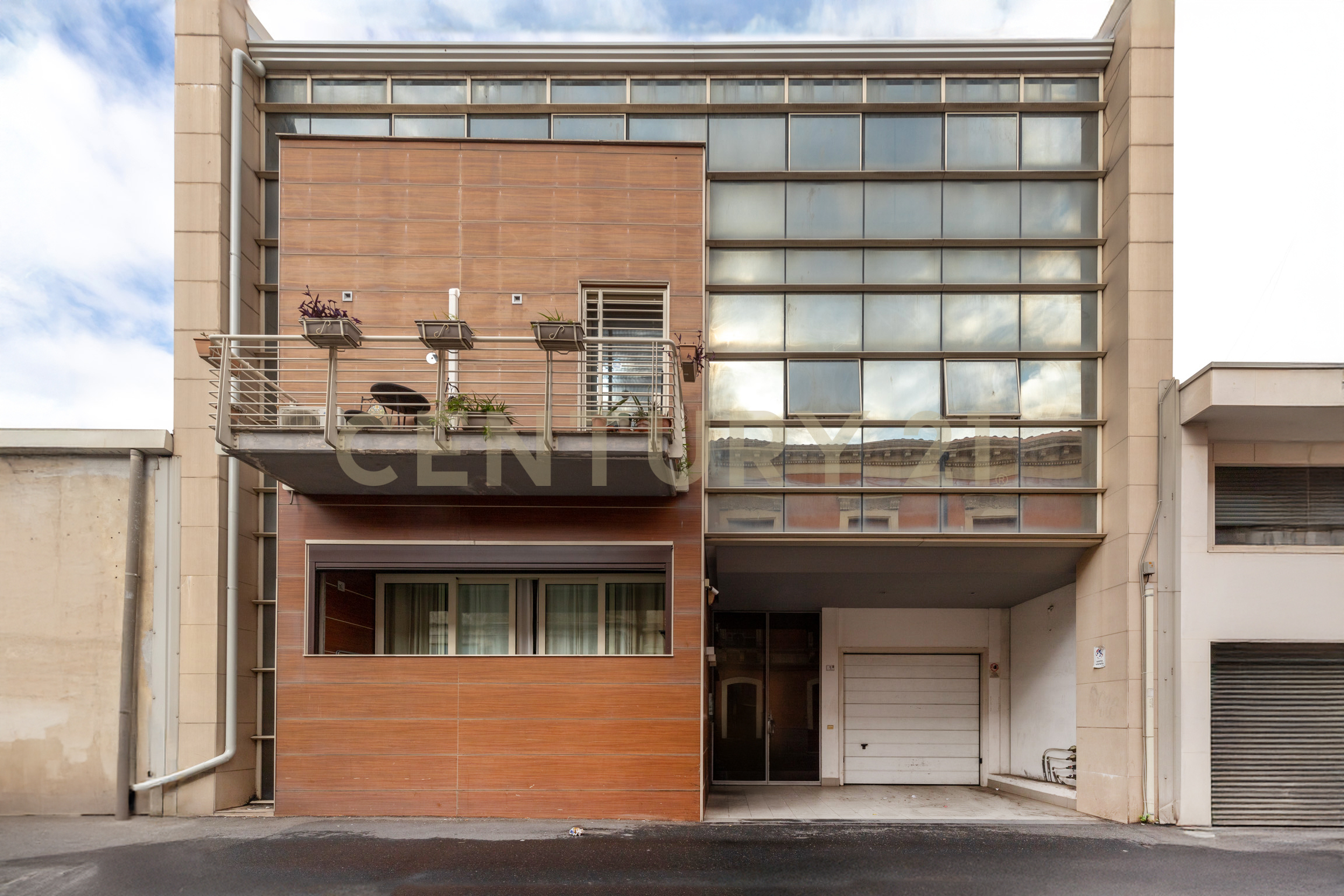 Trilocale con giardino in via ruggero leoncavallo 5, Catania