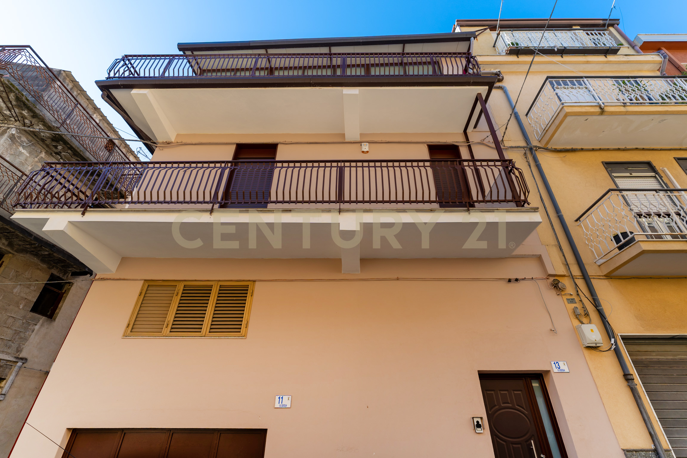 Casa indipendente ristrutturata in via oberdan 7, Motta Sant'Anastasia