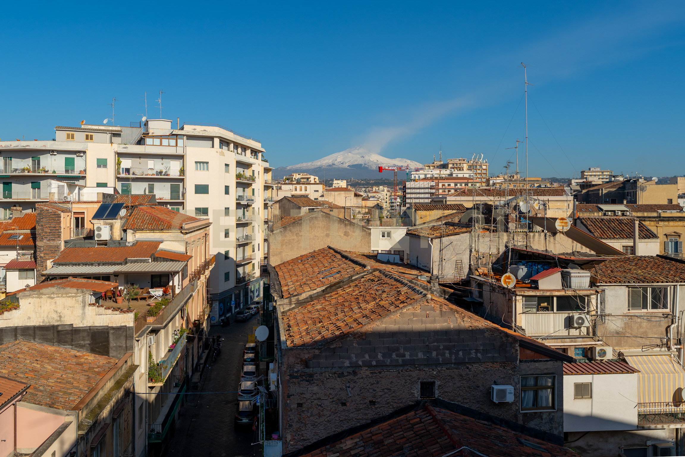 Attico con terrazzo in via gargano 31, Catania