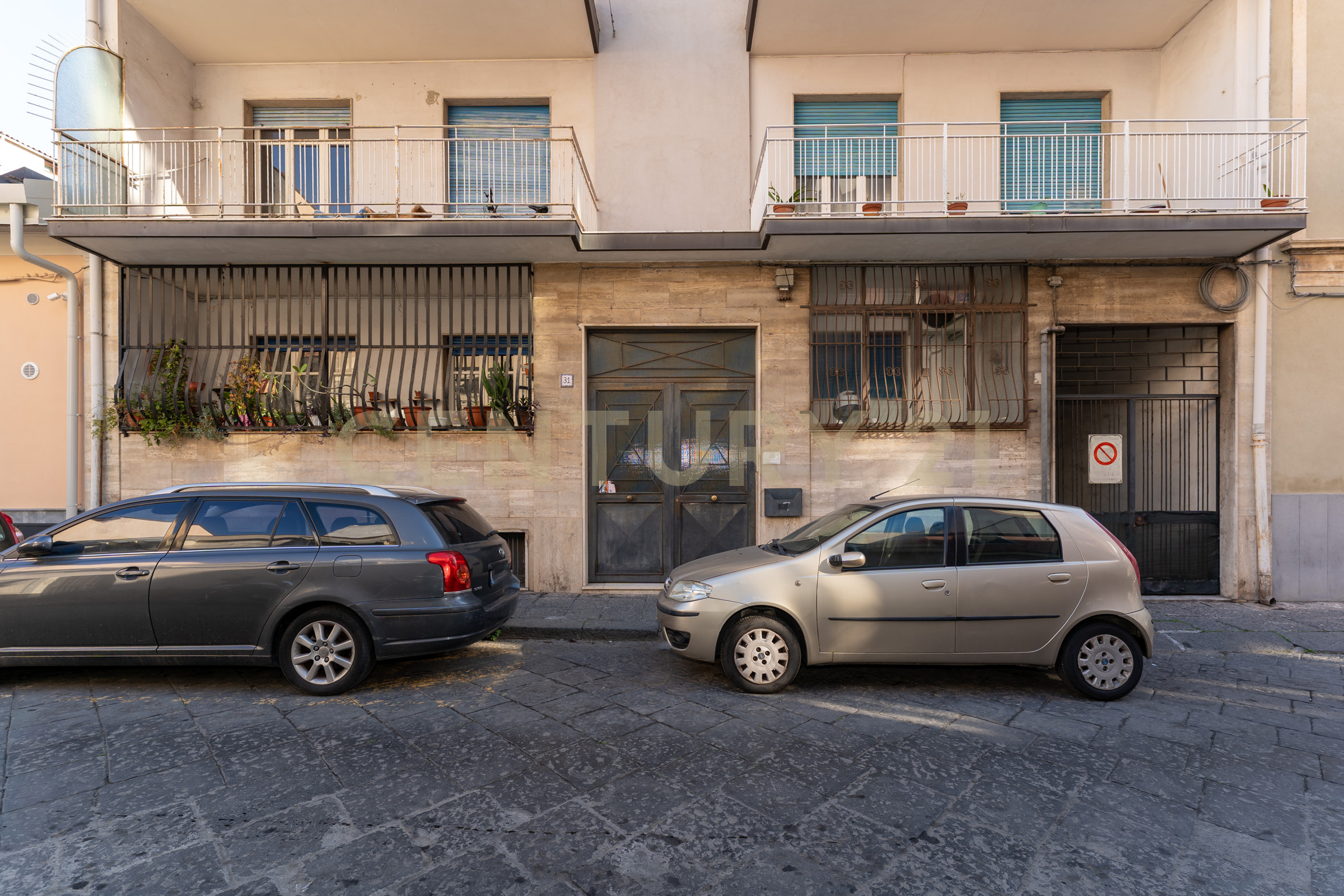 Attico con terrazzo in via gargano 31, Catania