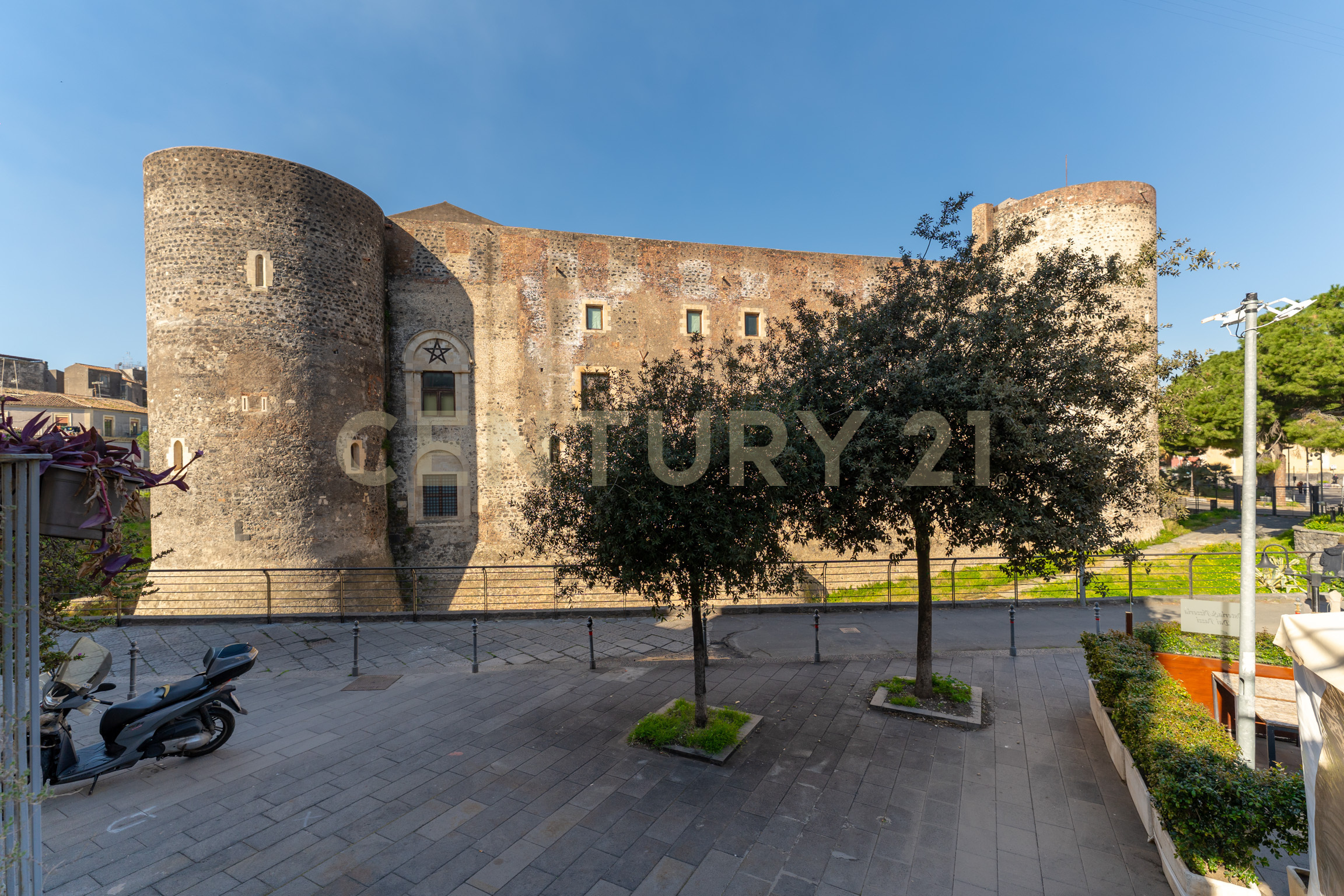 Bilocale in vendita in piazza federico di svevia 22, Catania