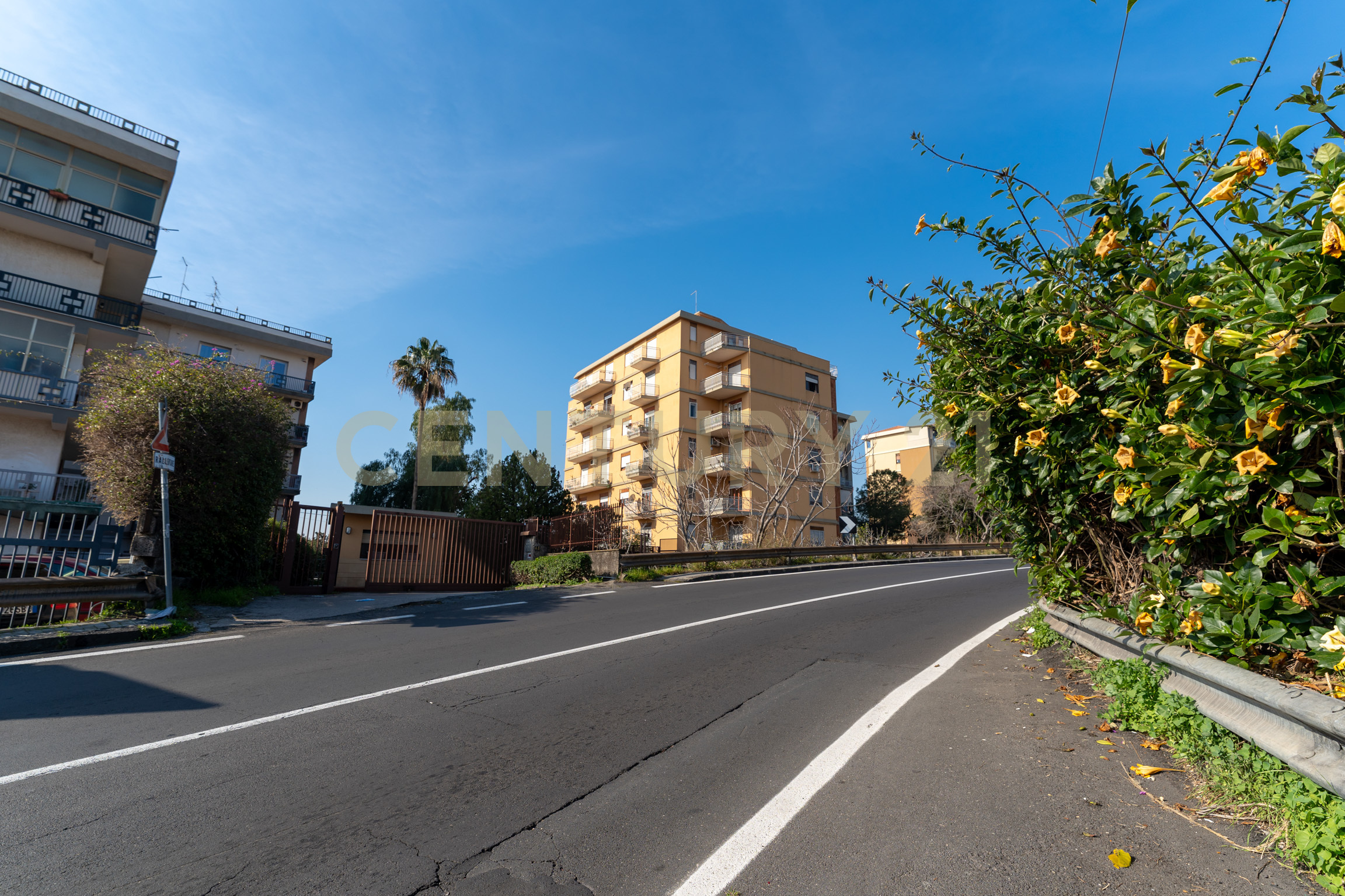 Quadrilocale con giardino in via novaluce 48, Tremestieri Etneo