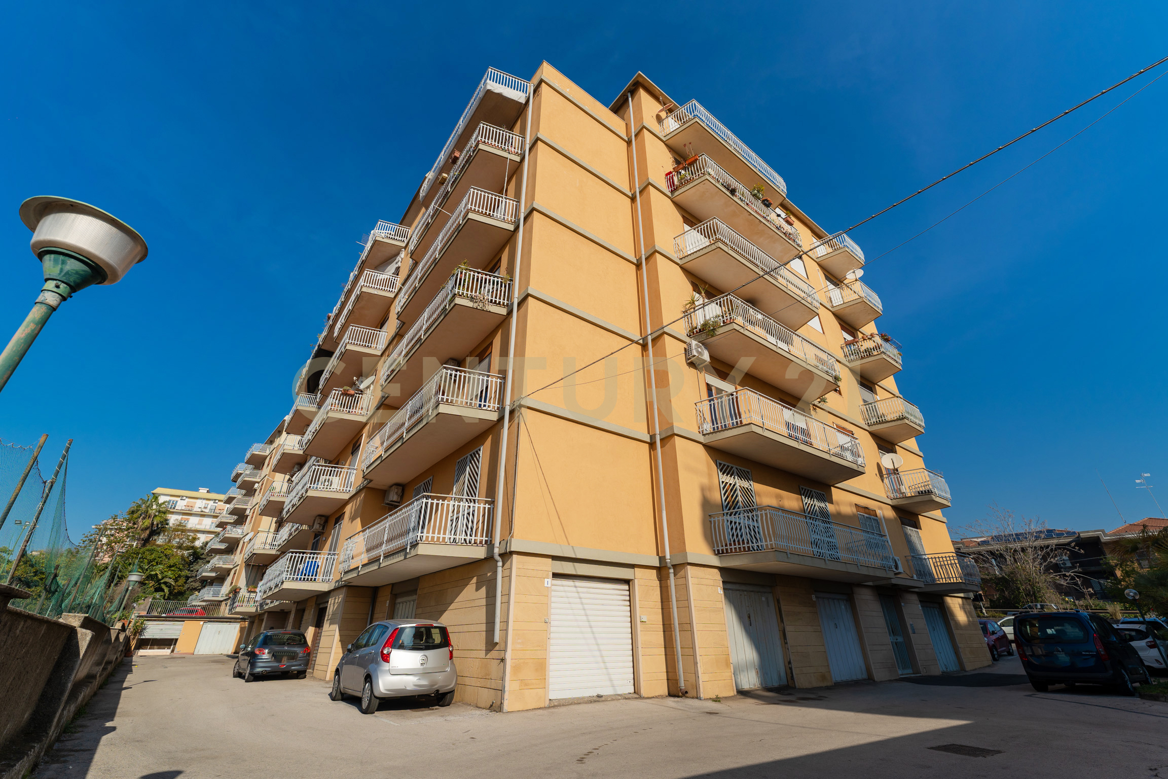 Quadrilocale con giardino in via novaluce 48, Tremestieri Etneo