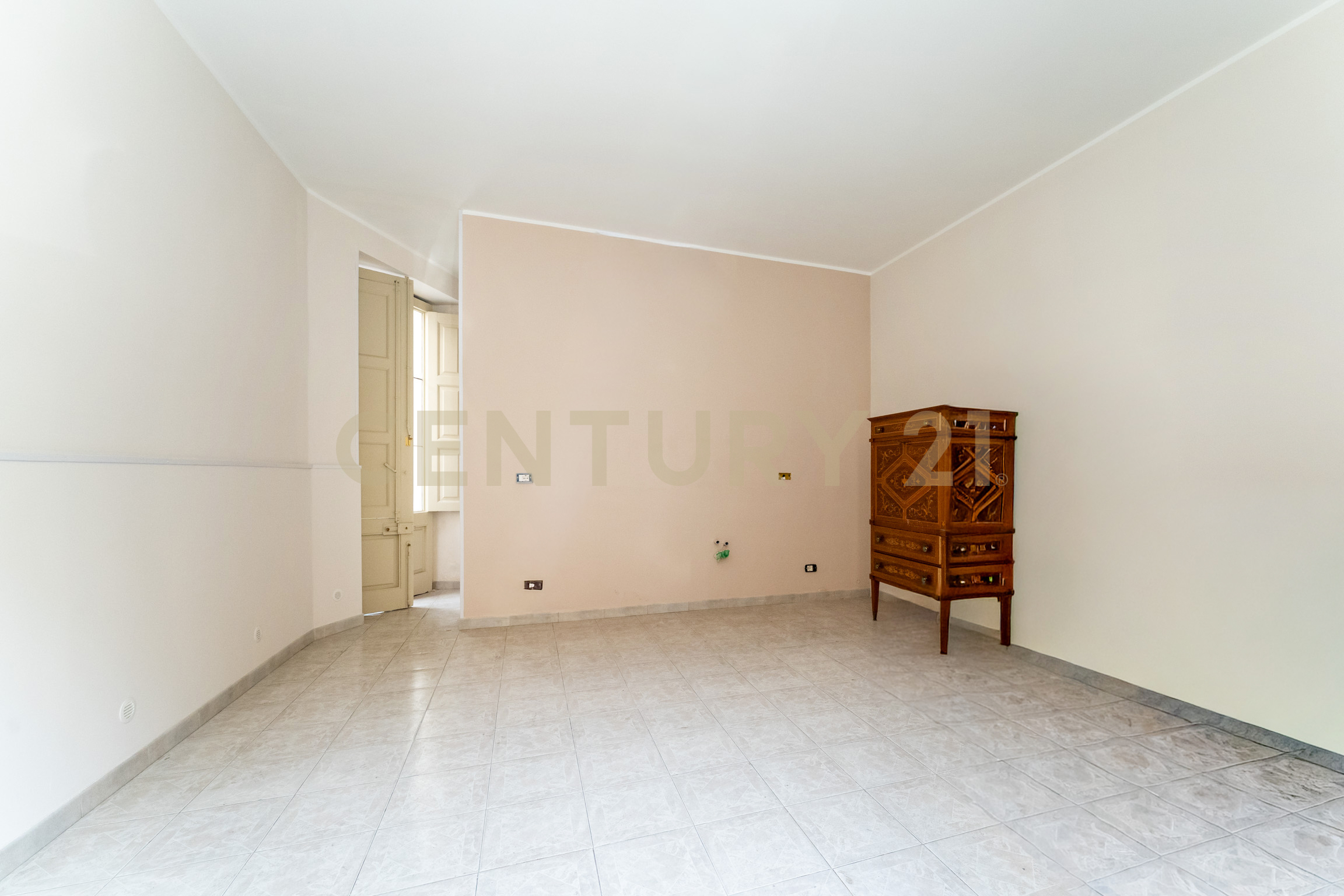 Bilocale ristrutturato in via fallica 103, Patern�