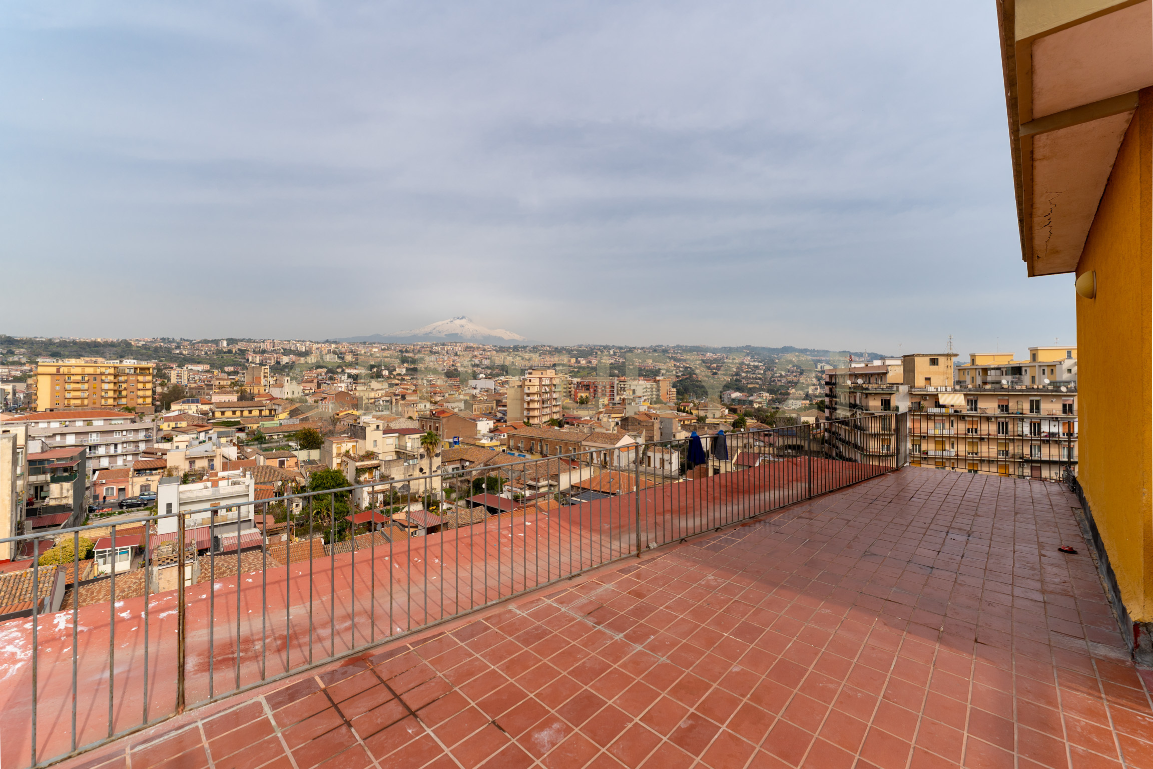 Attico con terrazzo in via principe nicola 177, Catania