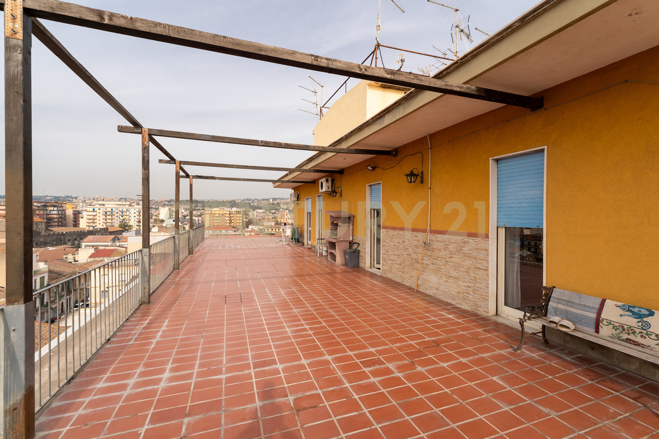 Attico con terrazzo in via principe nicola 177, Catania