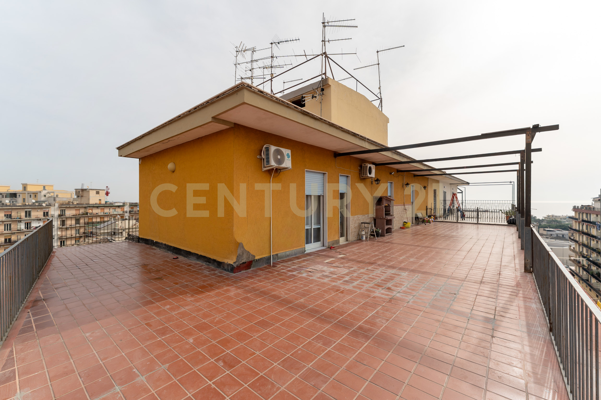 Attico con terrazzo in via principe nicola 177, Catania