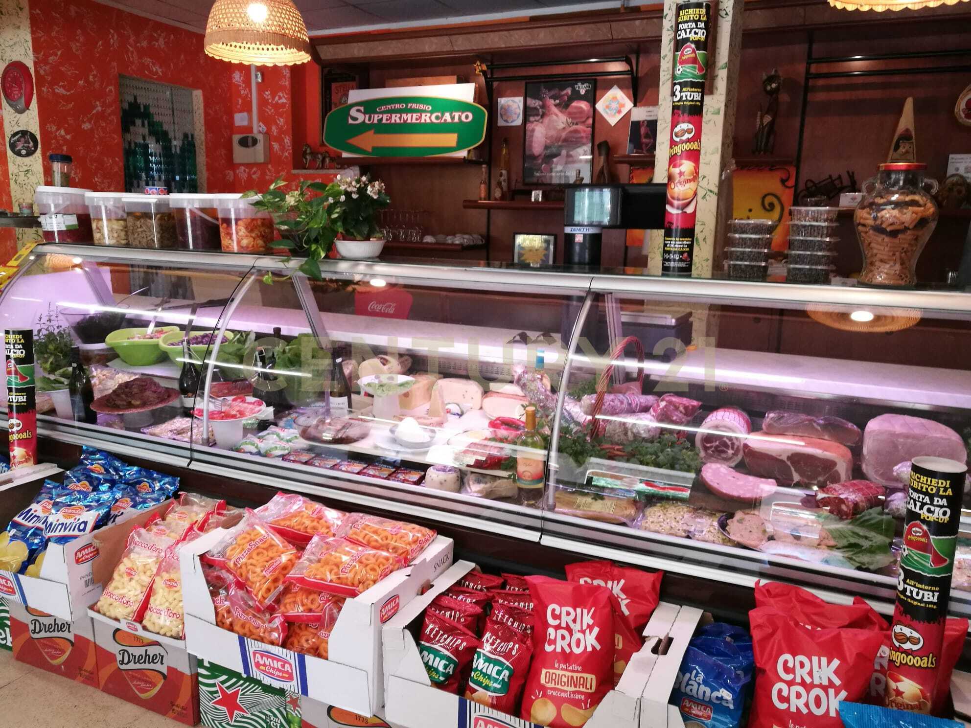 Locale commerciale in vendita in viale dei lidi, Siracusa