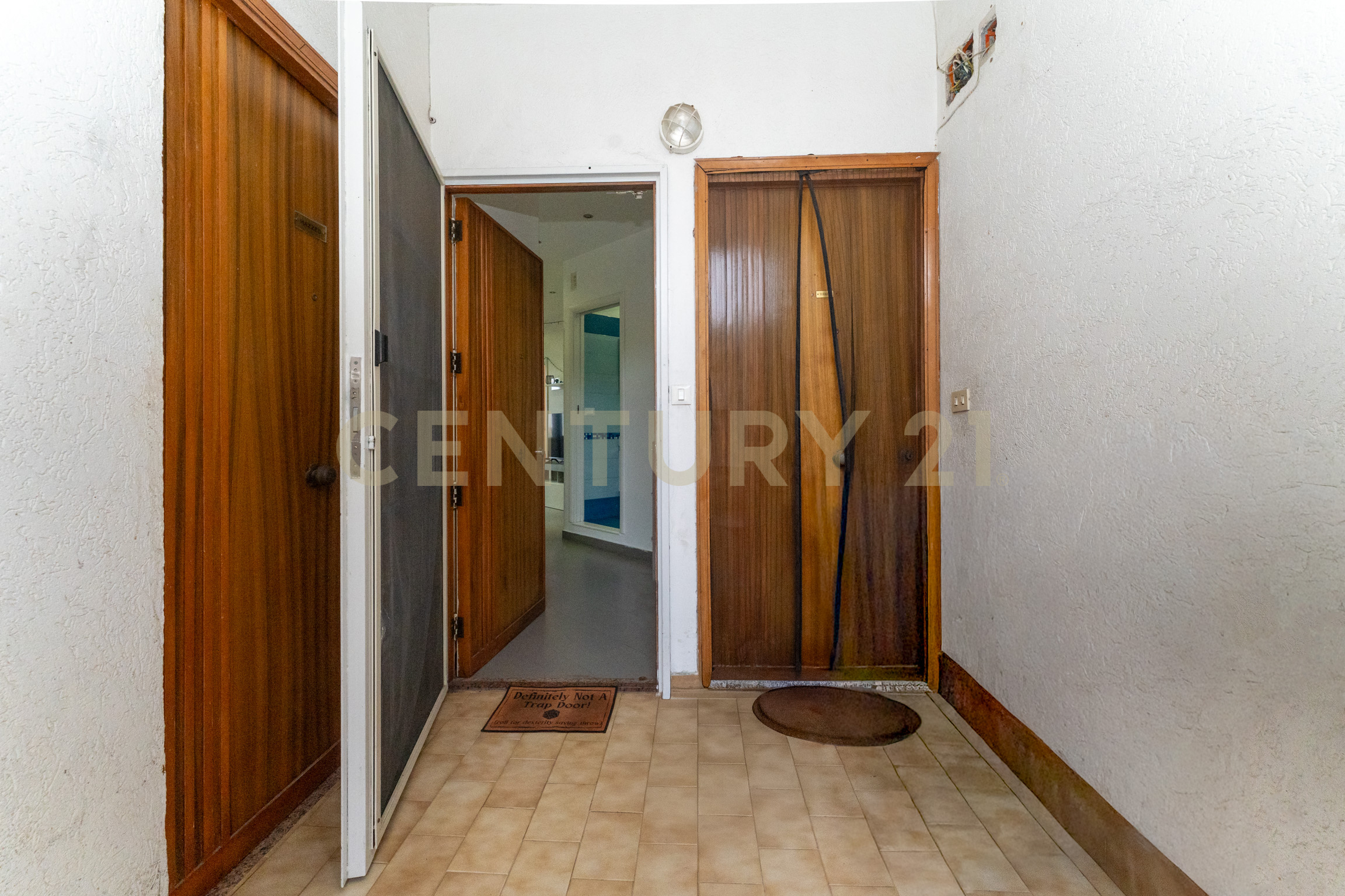 Bilocale ristrutturato in via livorno 101, Aci Castello