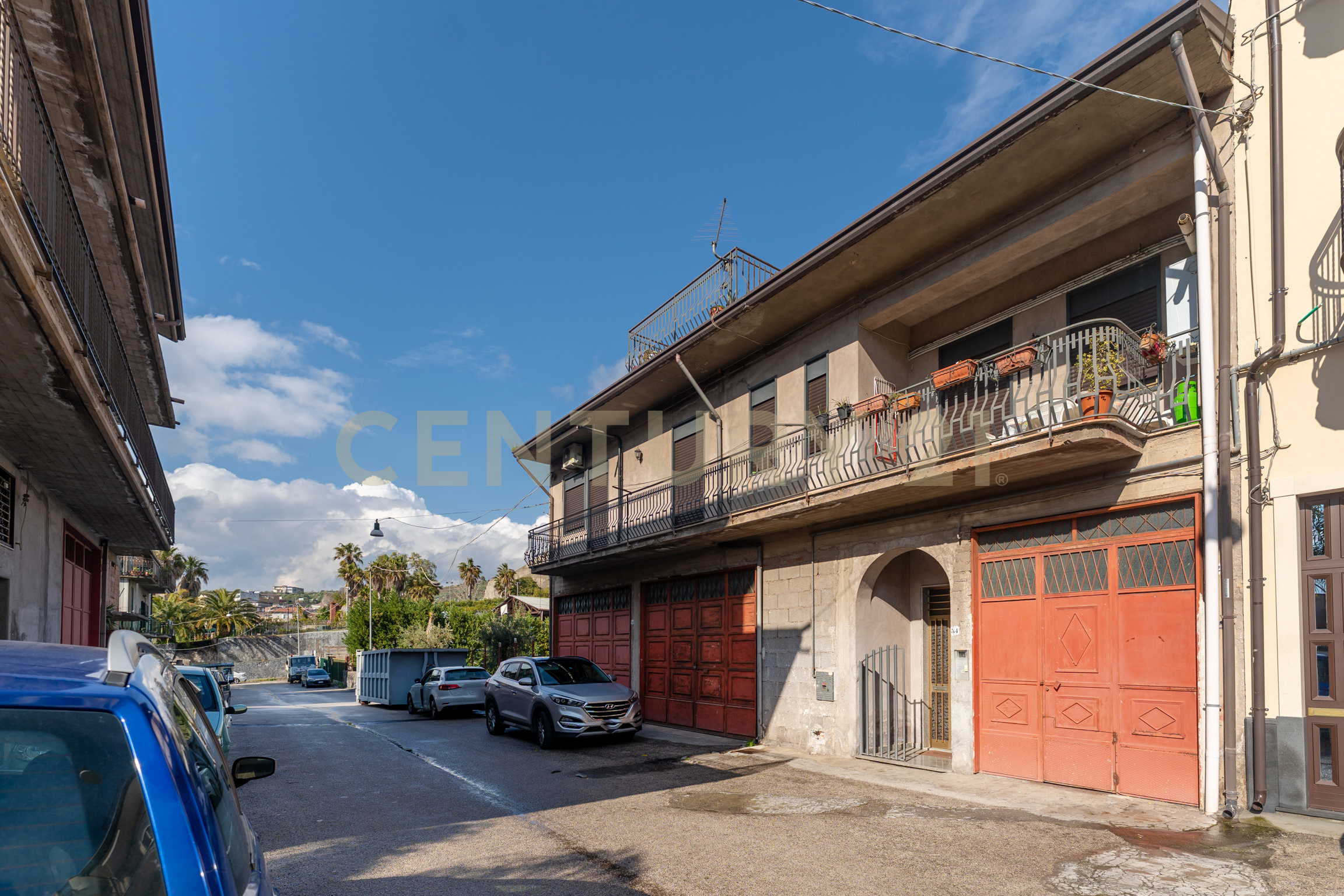 Stabile/Palazzo con terrazzi in via monte calvario 56, Biancavilla