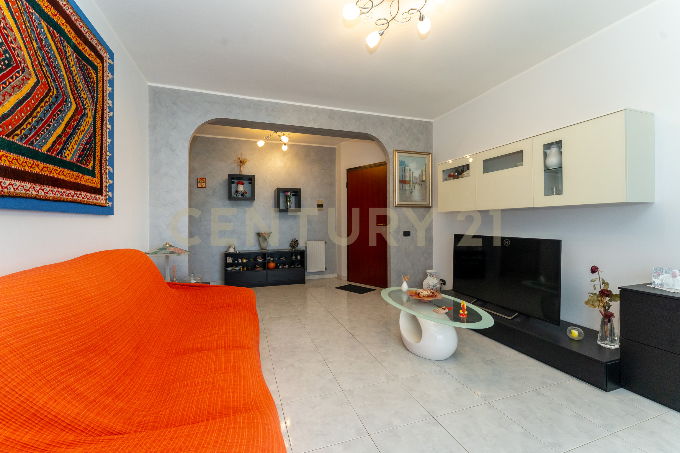 Quadrilocale con box doppio in via giolitti giovanni snc, Gravina di Catania