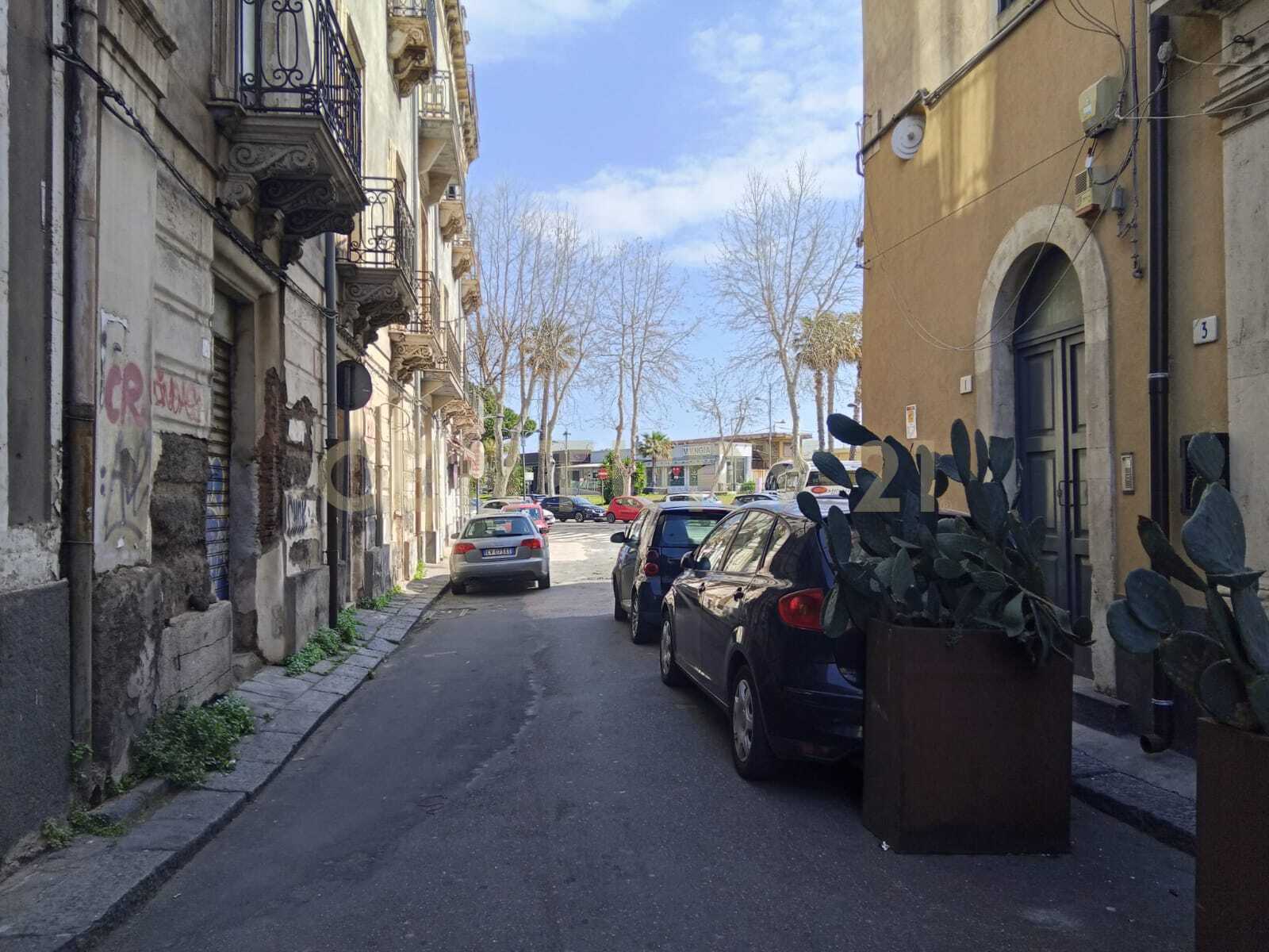 Bilocale ristrutturato in via tezzano 26, Catania