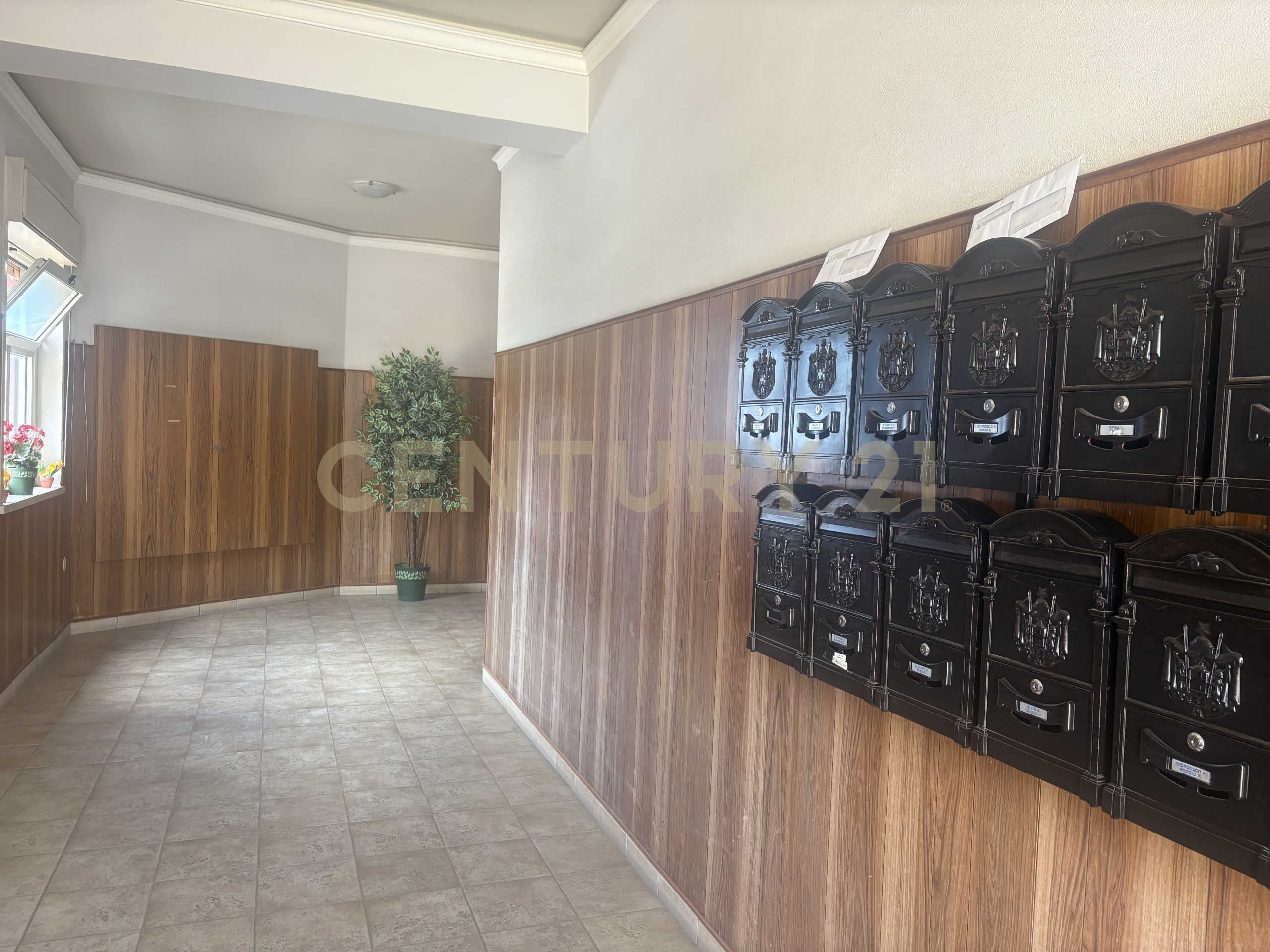 Quadrilocale vista mare in via finocchiari 143, Aci Catena