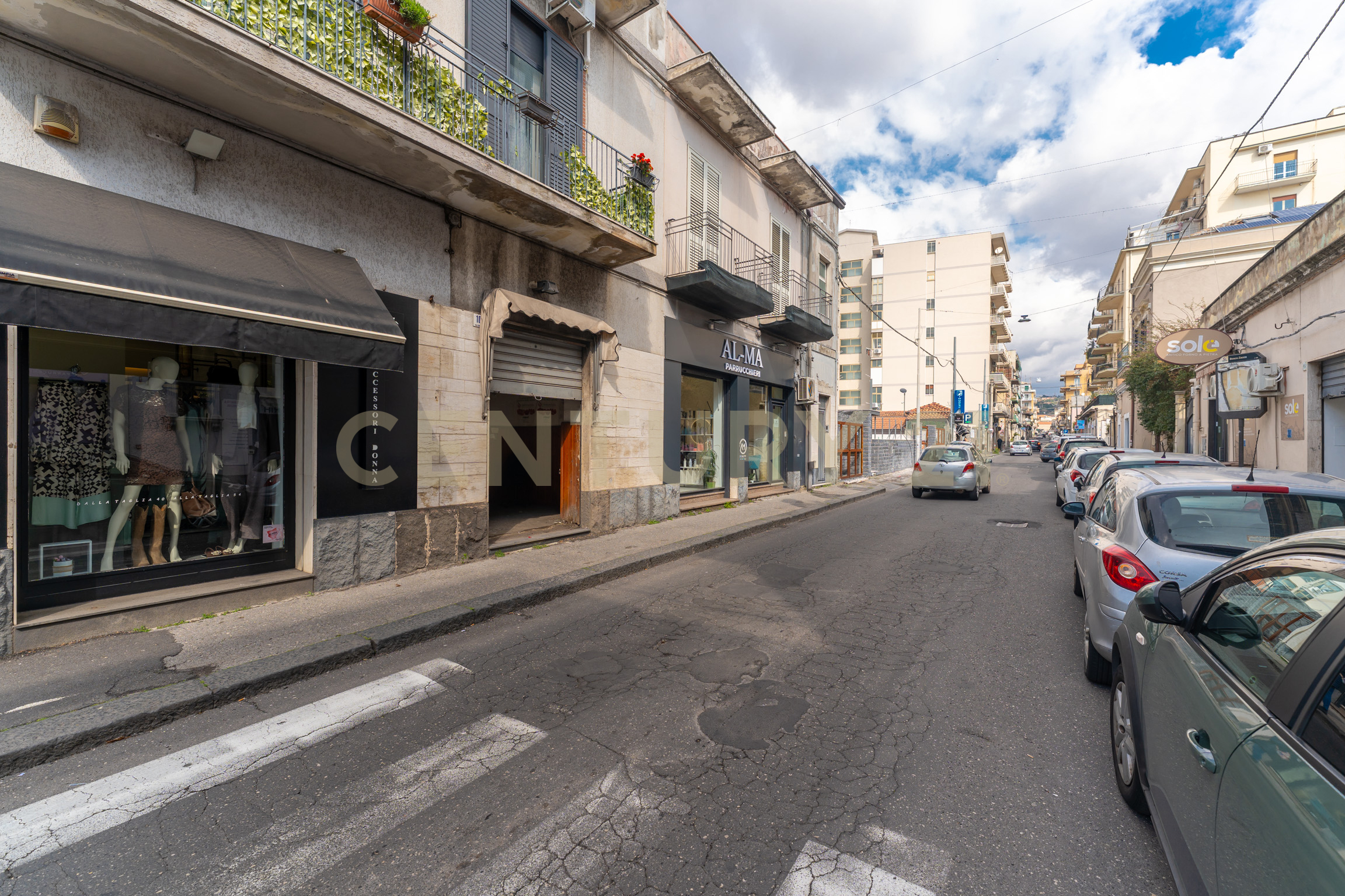 Locale commerciale da ristrutturare in via del bosco 107, Catania