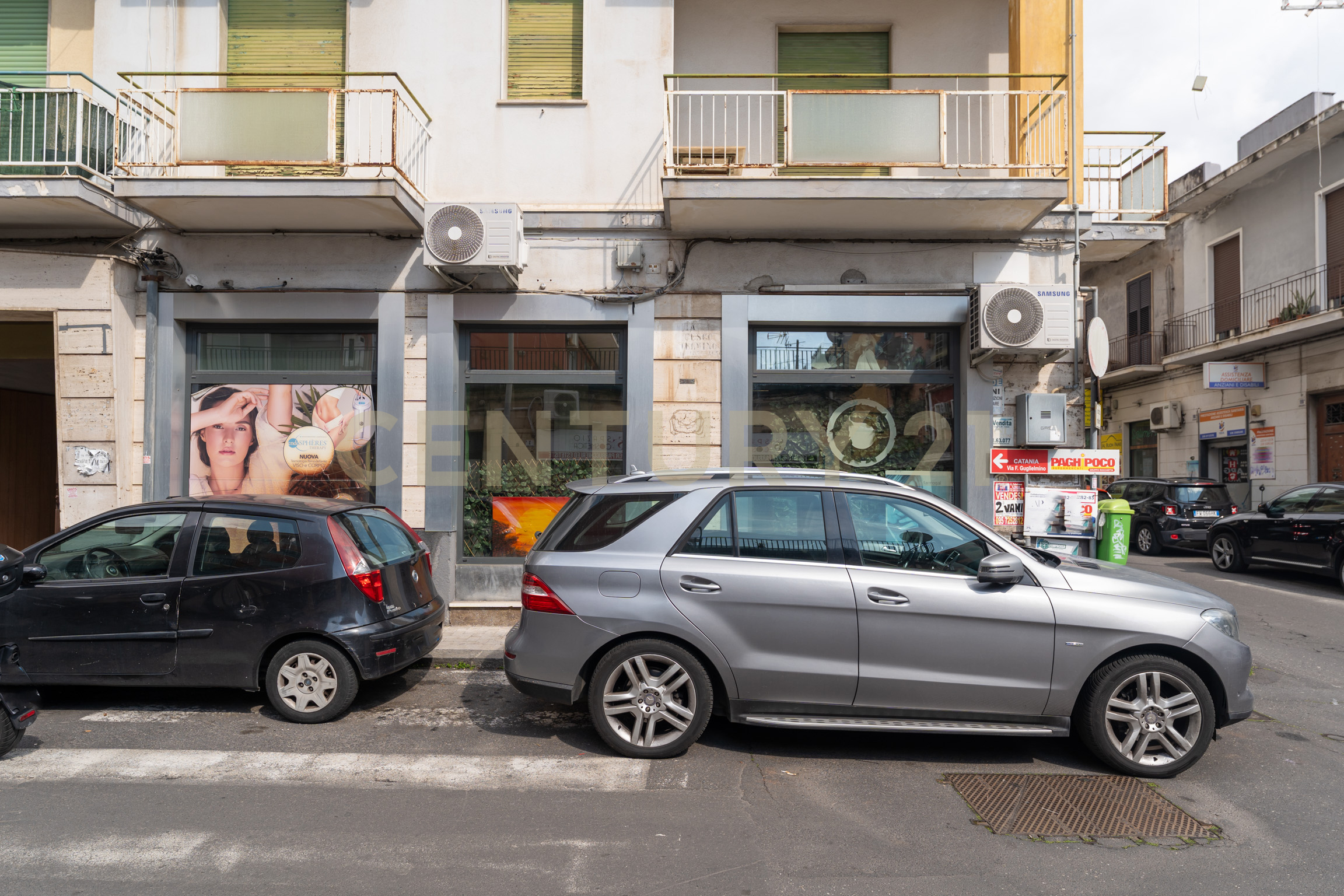 Locale commerciale ristrutturata in via del bosco 163, Catania