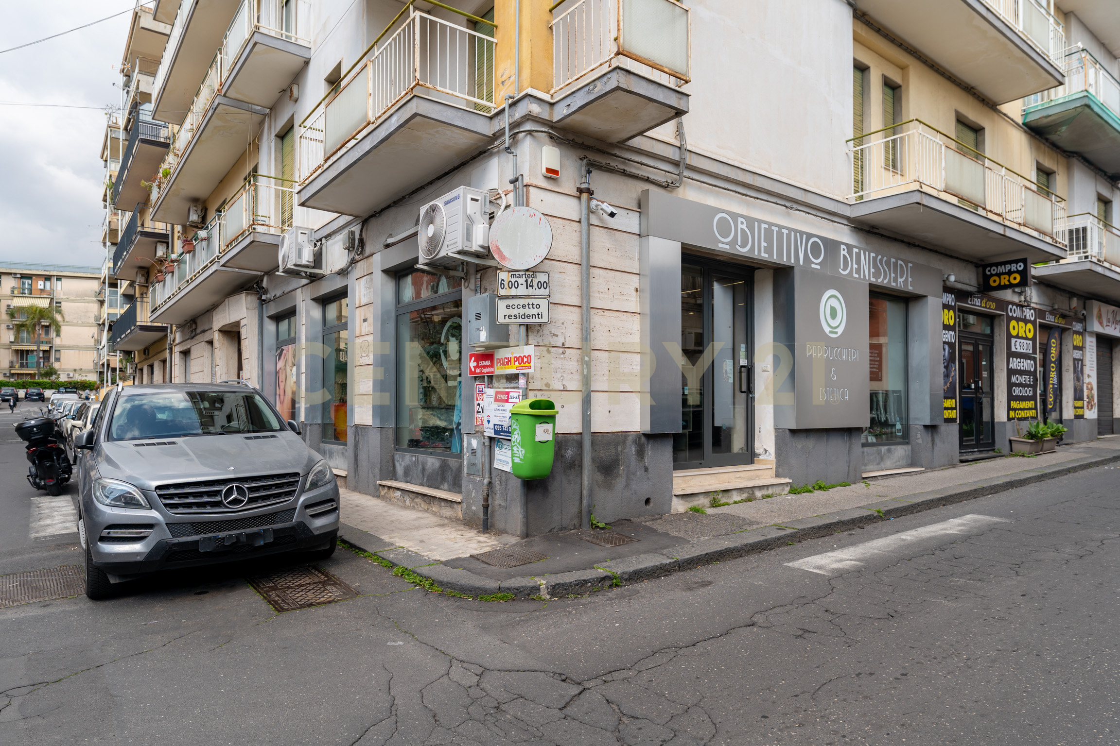 Locale commerciale ristrutturata in via del bosco 163, Catania