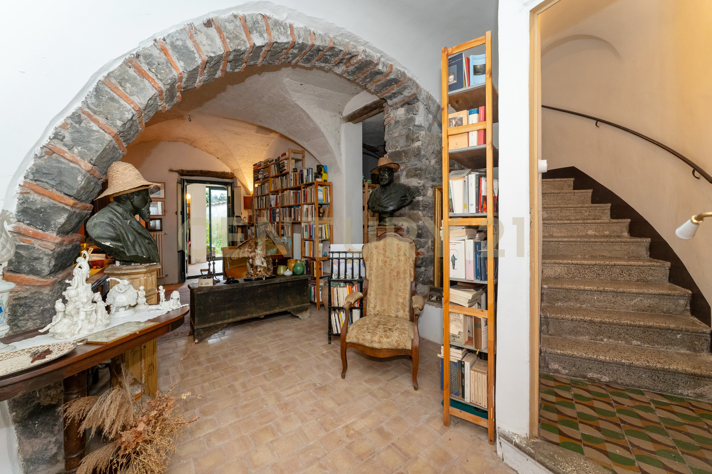 Casa indipendente con giardino in via guglielmo oberdan 15, Linguaglossa