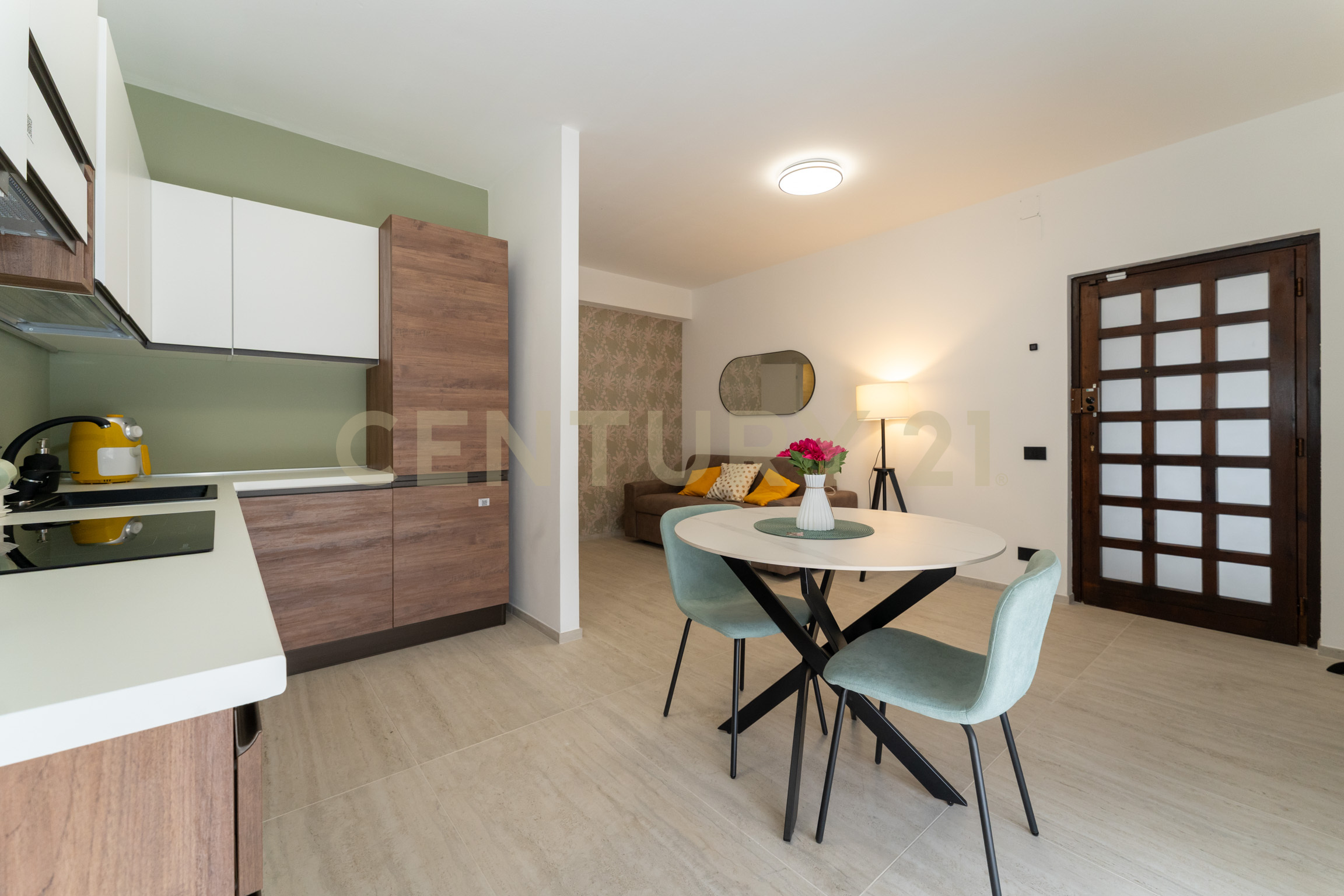 Bilocale vista mare in via vampolieri 42, Aci Castello