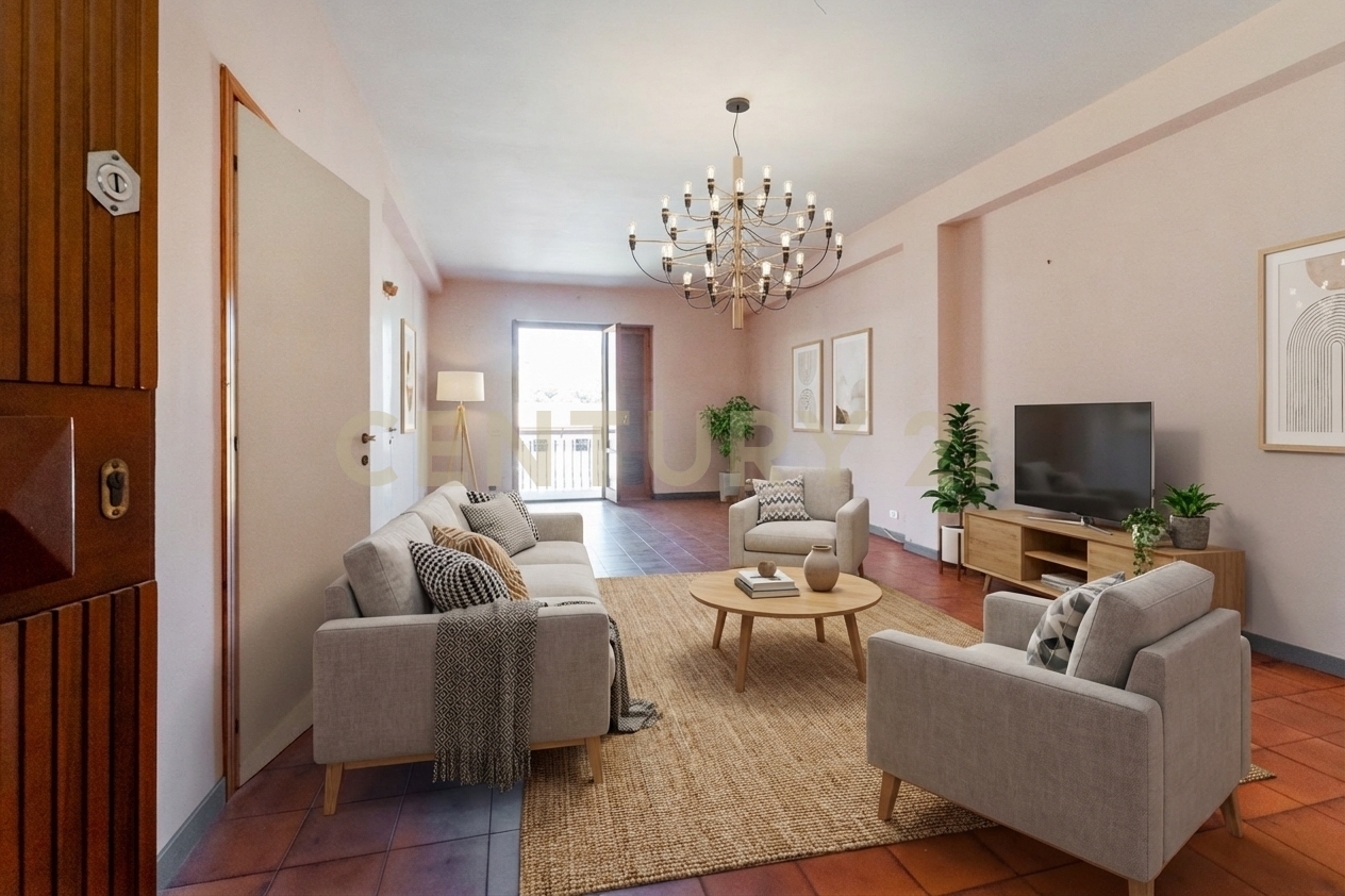 Trilocale in vendita in via nazionale, Aci Castello