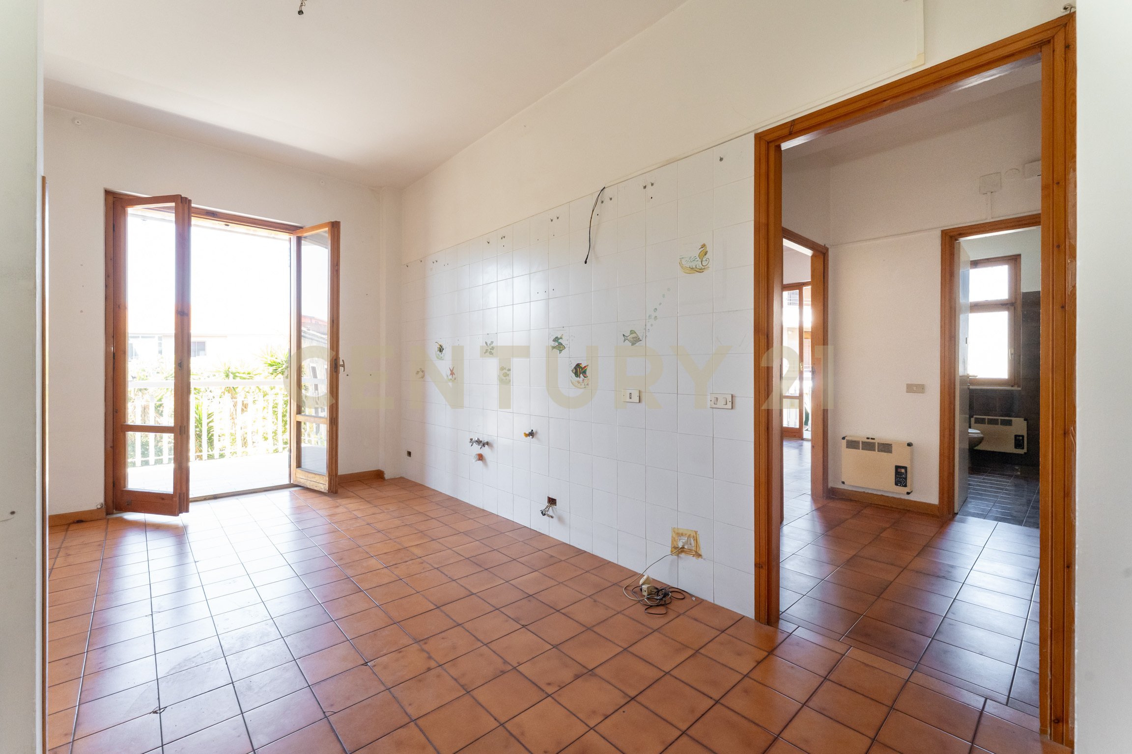 Trilocale in vendita in via nazionale, Aci Castello