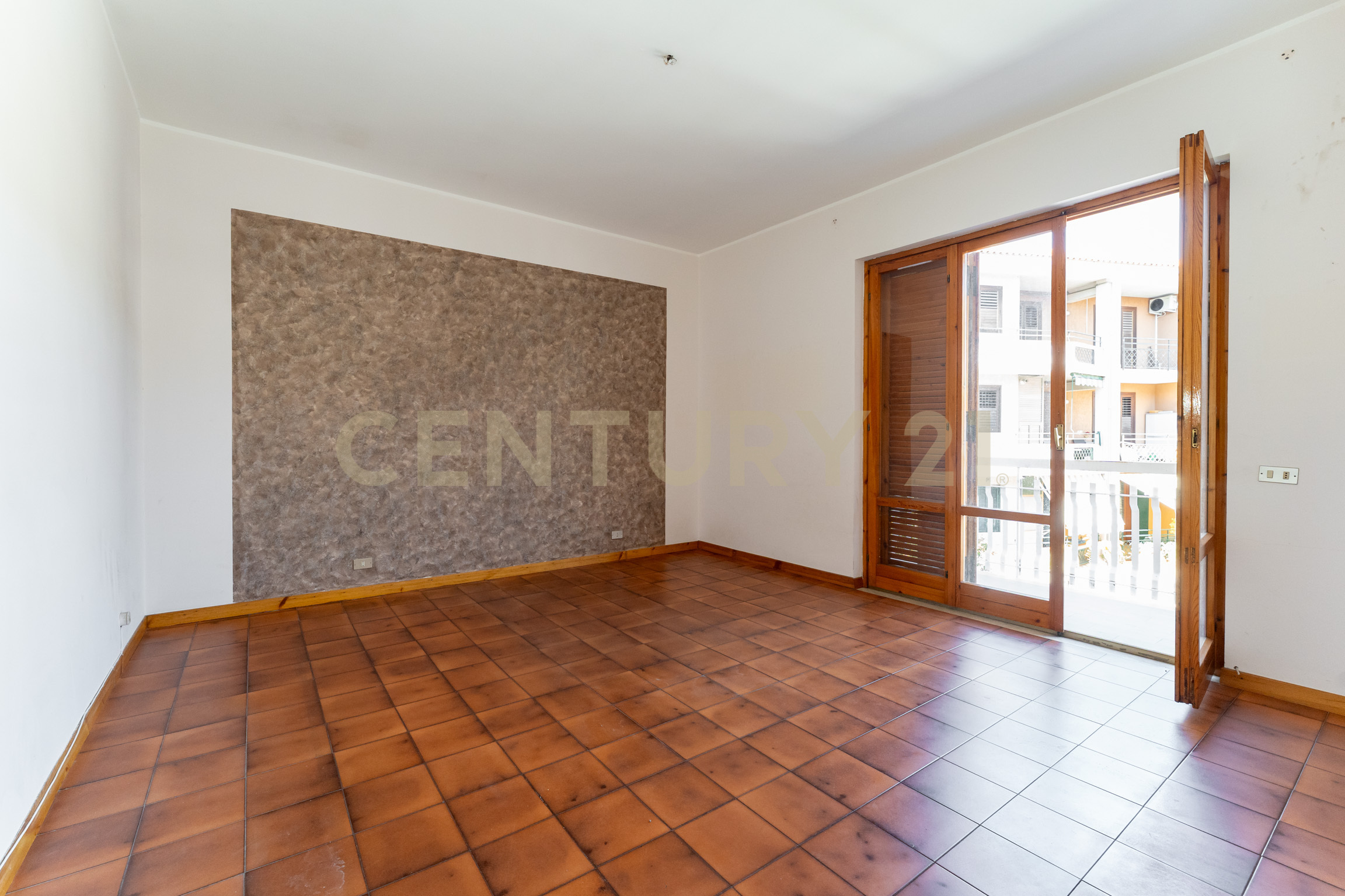 Trilocale in vendita in via nazionale, Aci Castello