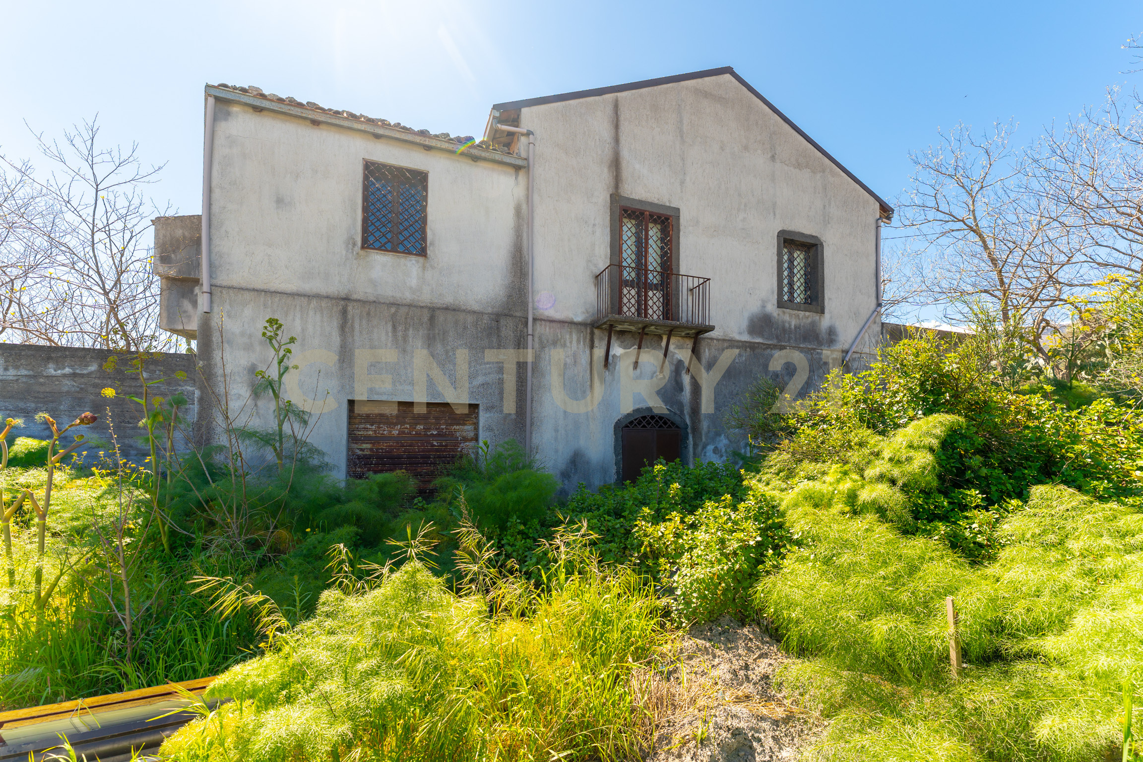 Casa indipendente con giardino in via panebianco 20, Catania