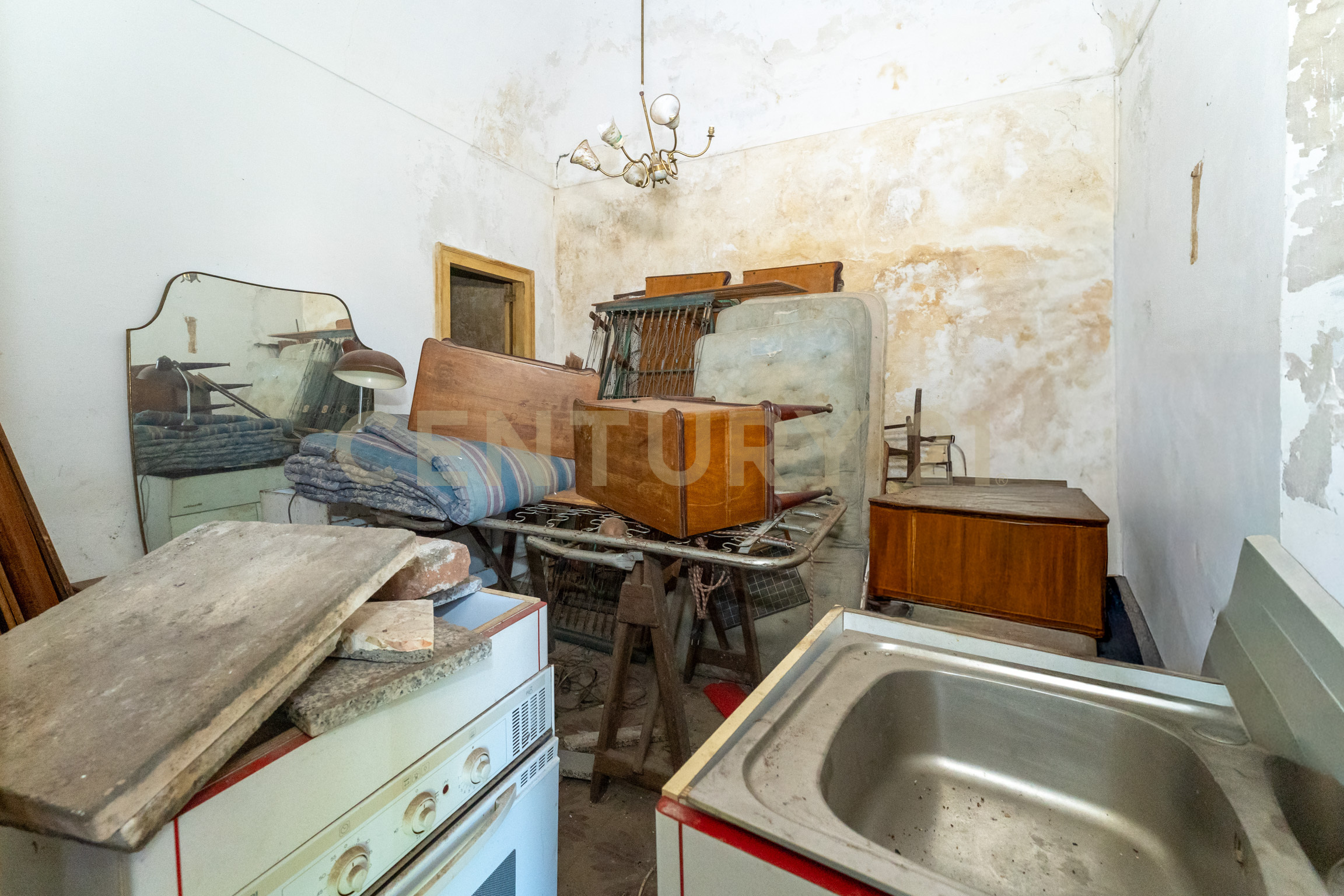 Casa indipendente con giardino in via panebianco 20, Catania