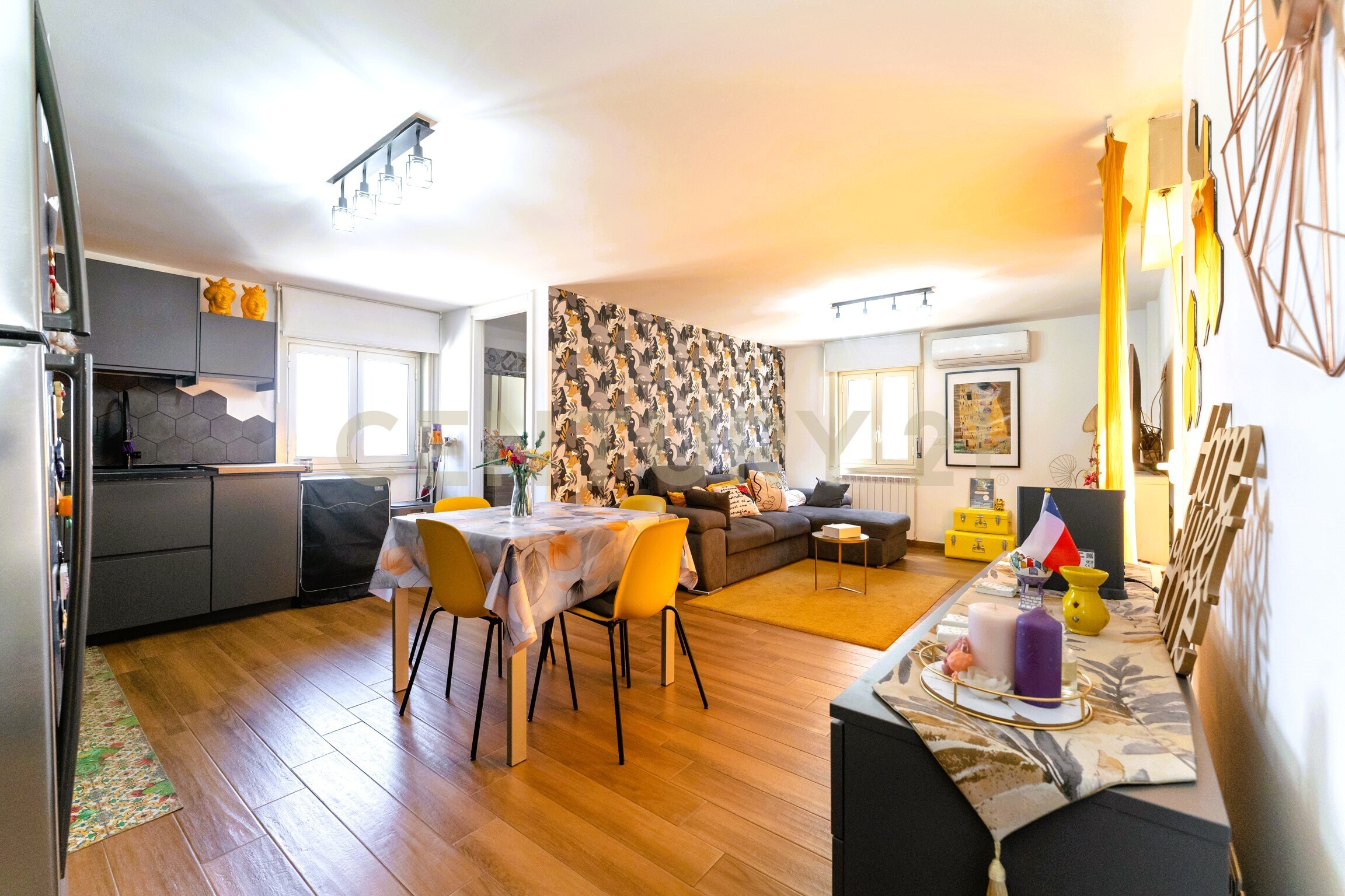 Trilocale con terrazzo in via mafalda di savoia 18, Catania