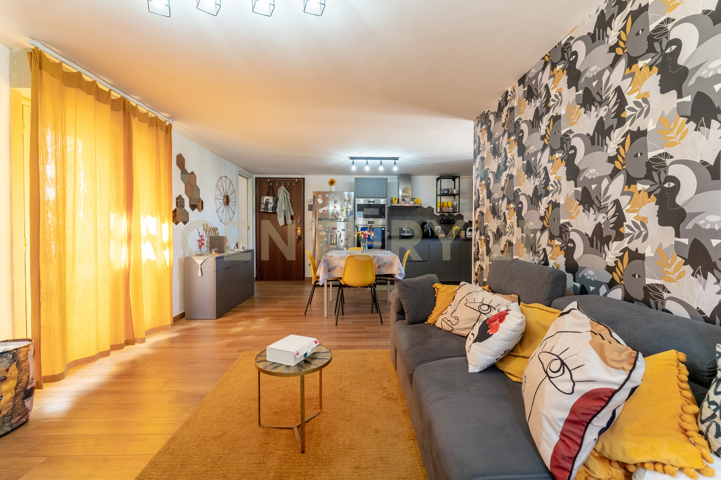 Trilocale con terrazzo in via mafalda di savoia 18, Catania