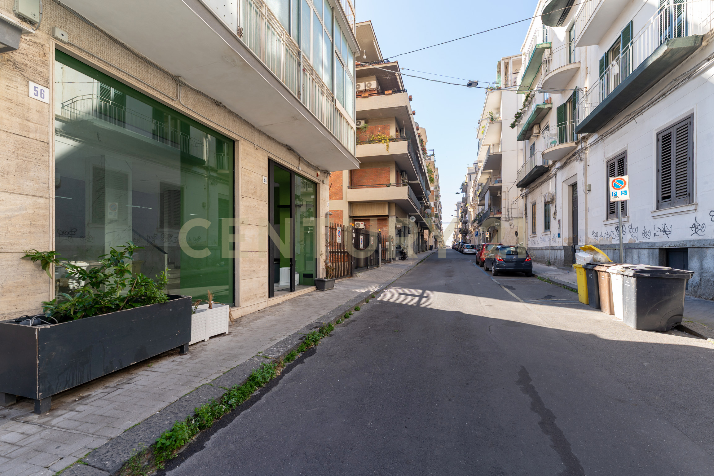 Locale commerciale in vendita in via mario sangiorgi 56, Catania