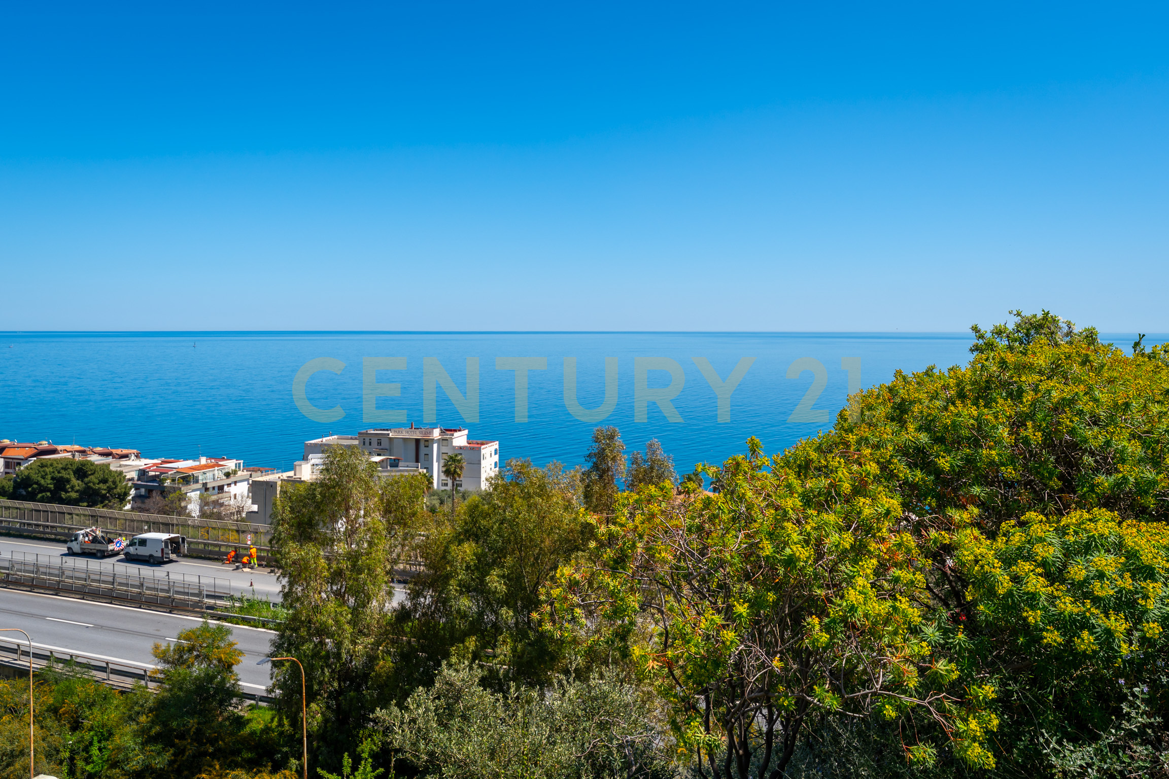 Bilocale con terrazzo in contrada sillemi, Letojanni