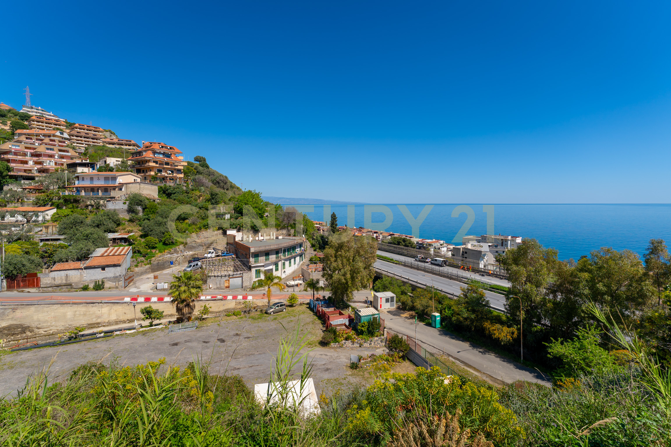 Bilocale con terrazzo in contrada sillemi, Letojanni
