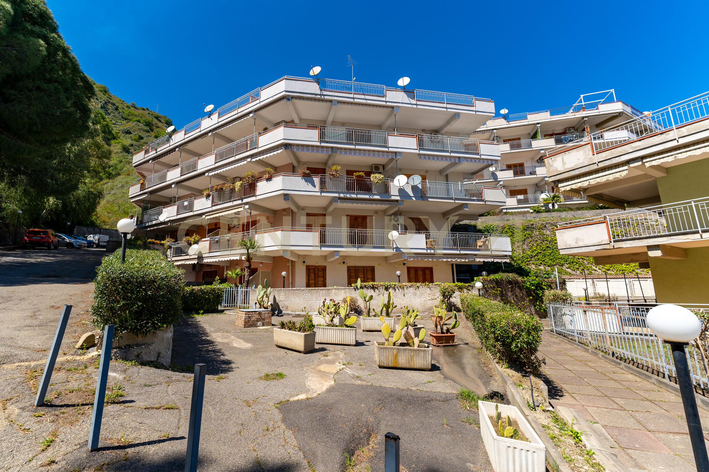 Bilocale con terrazzo in contrada sillemi, Letojanni