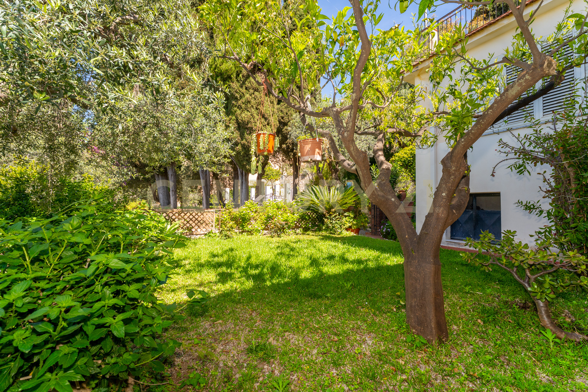 Villa con giardino in via leonardo da vinci 5, Taormina