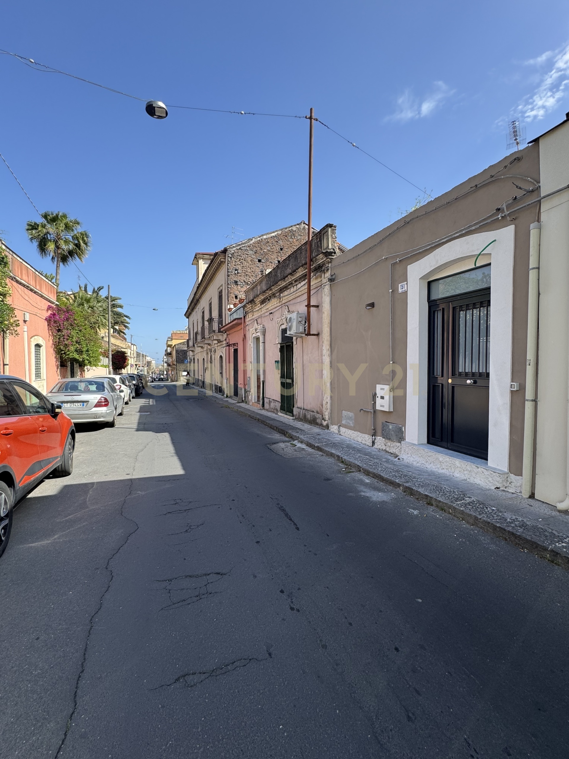 Bilocale con terrazzo in via regina bianca 151, Catania
