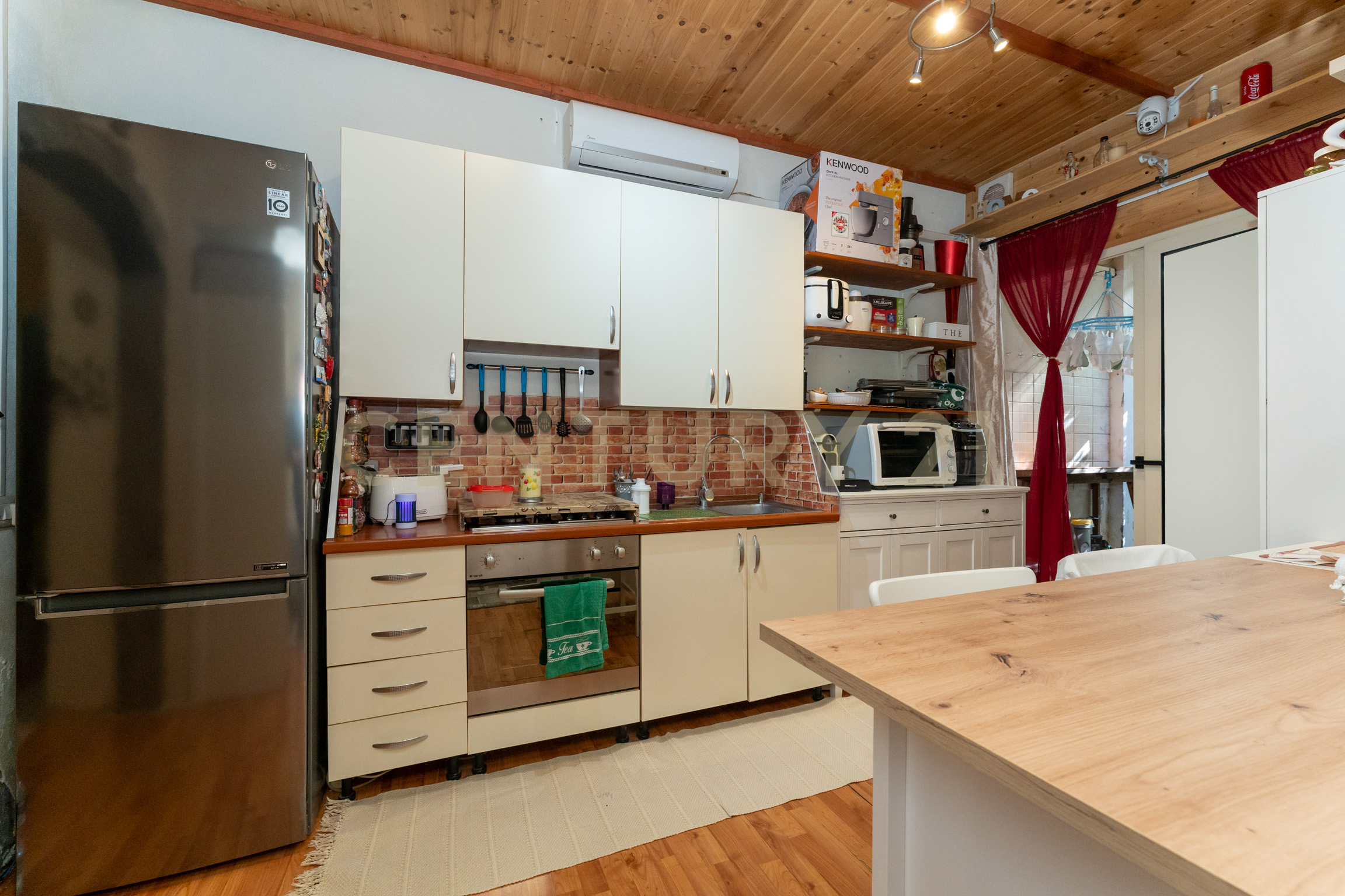 Casa indipendente con terrazzo in via nazionale, Acireale