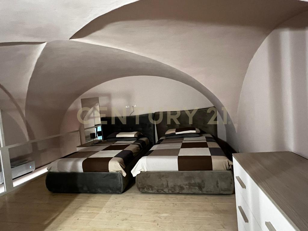 Bilocale con terrazzo in via carlo forlanini 76, Catania