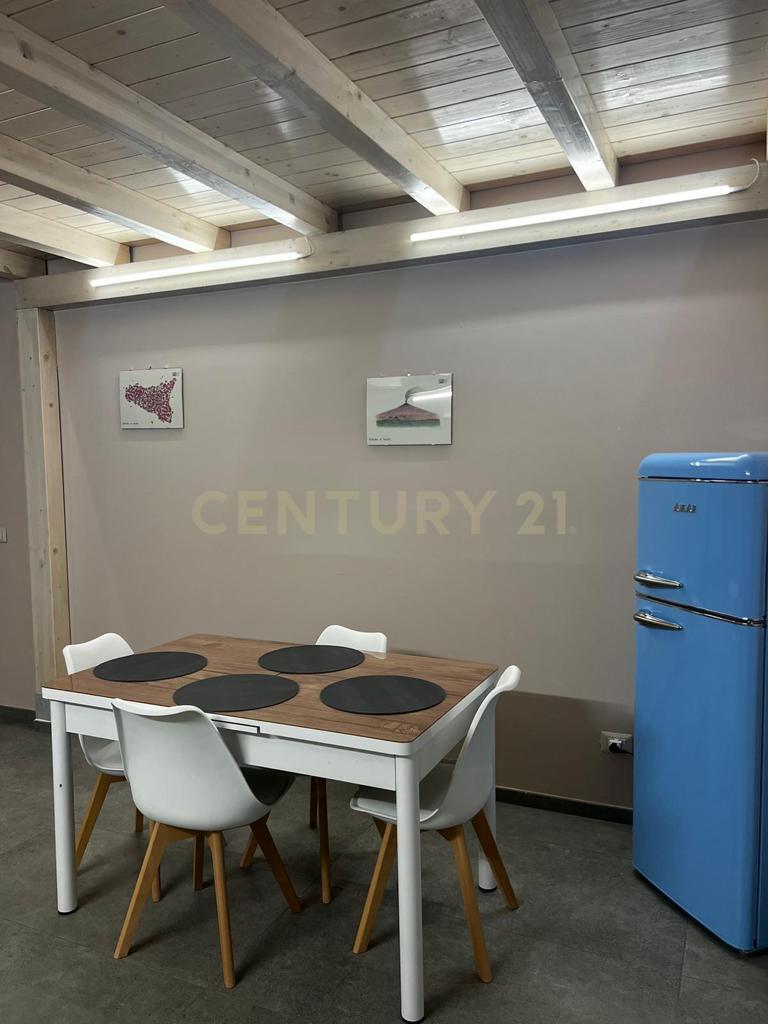 Bilocale con terrazzo in via carlo forlanini 76, Catania