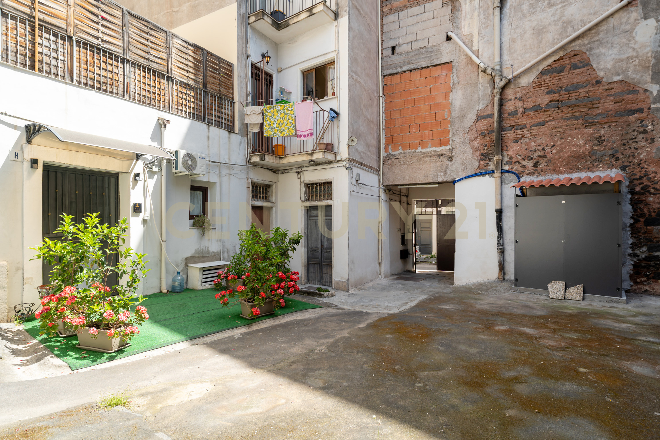 Bilocale in vendita in via giovanni gentile 9, Catania