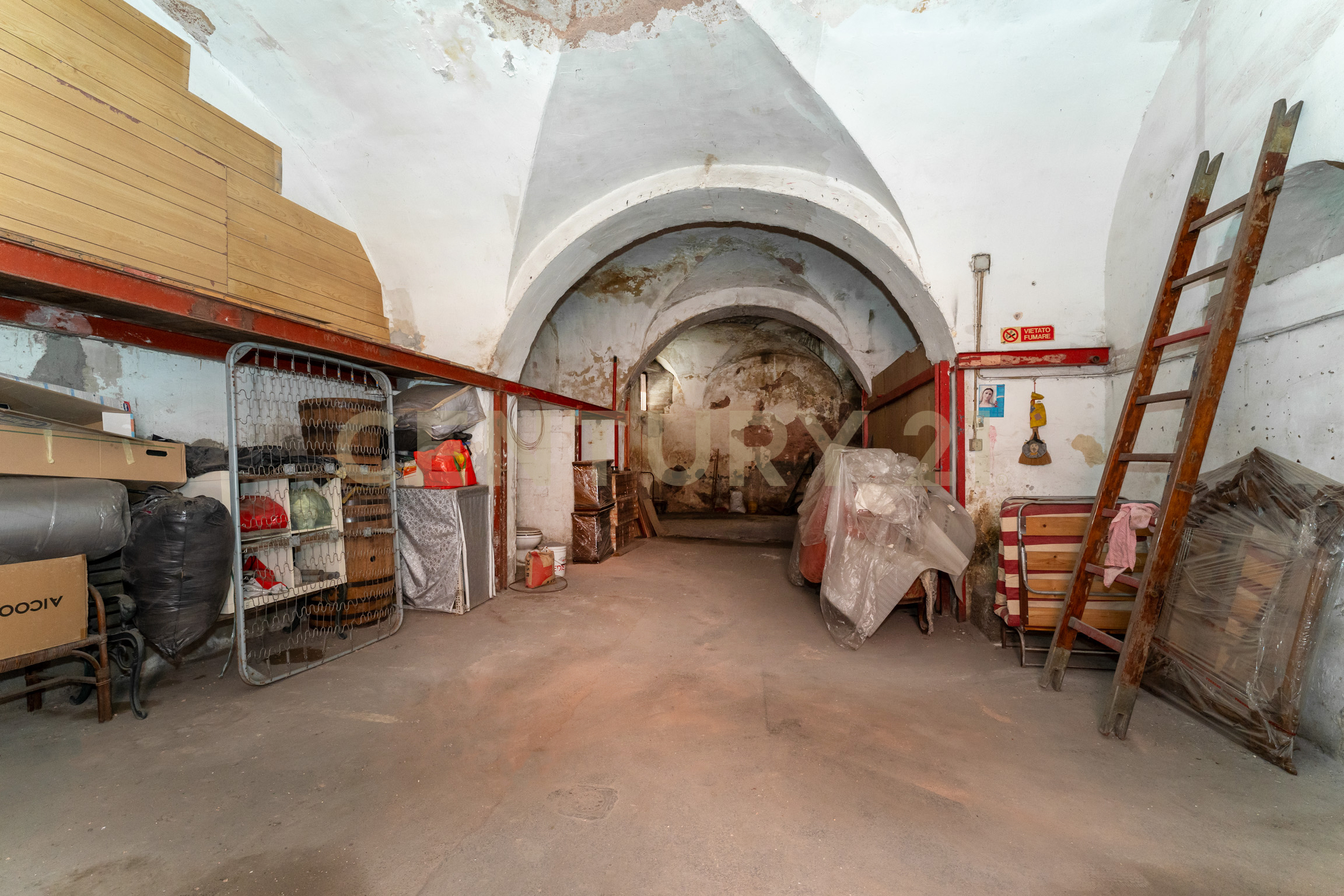 Casa indipendente con giardino in via delle calcare 161, Catania